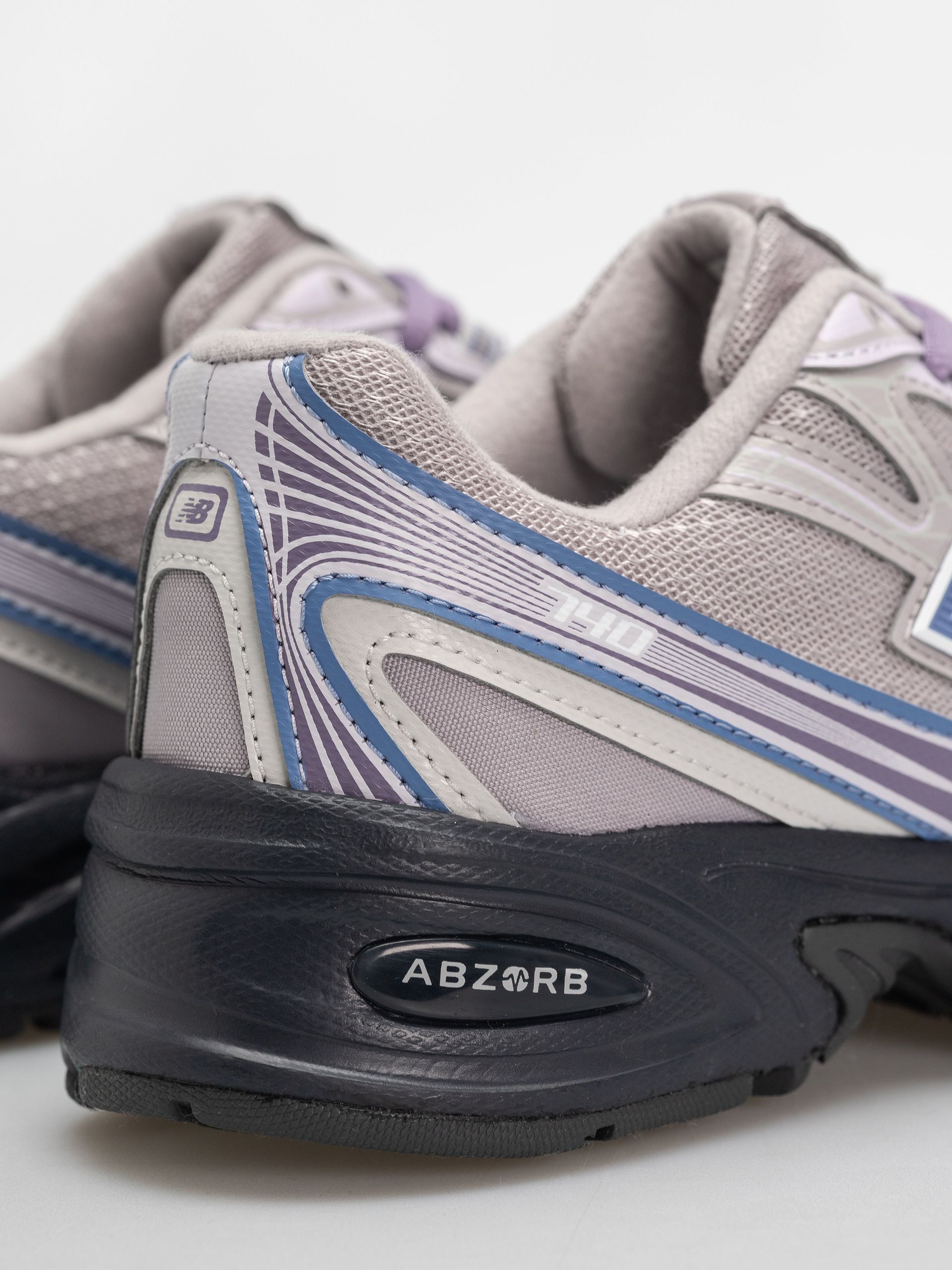 Buty New Balance 740 JR (truffle salt/fairweather blue)