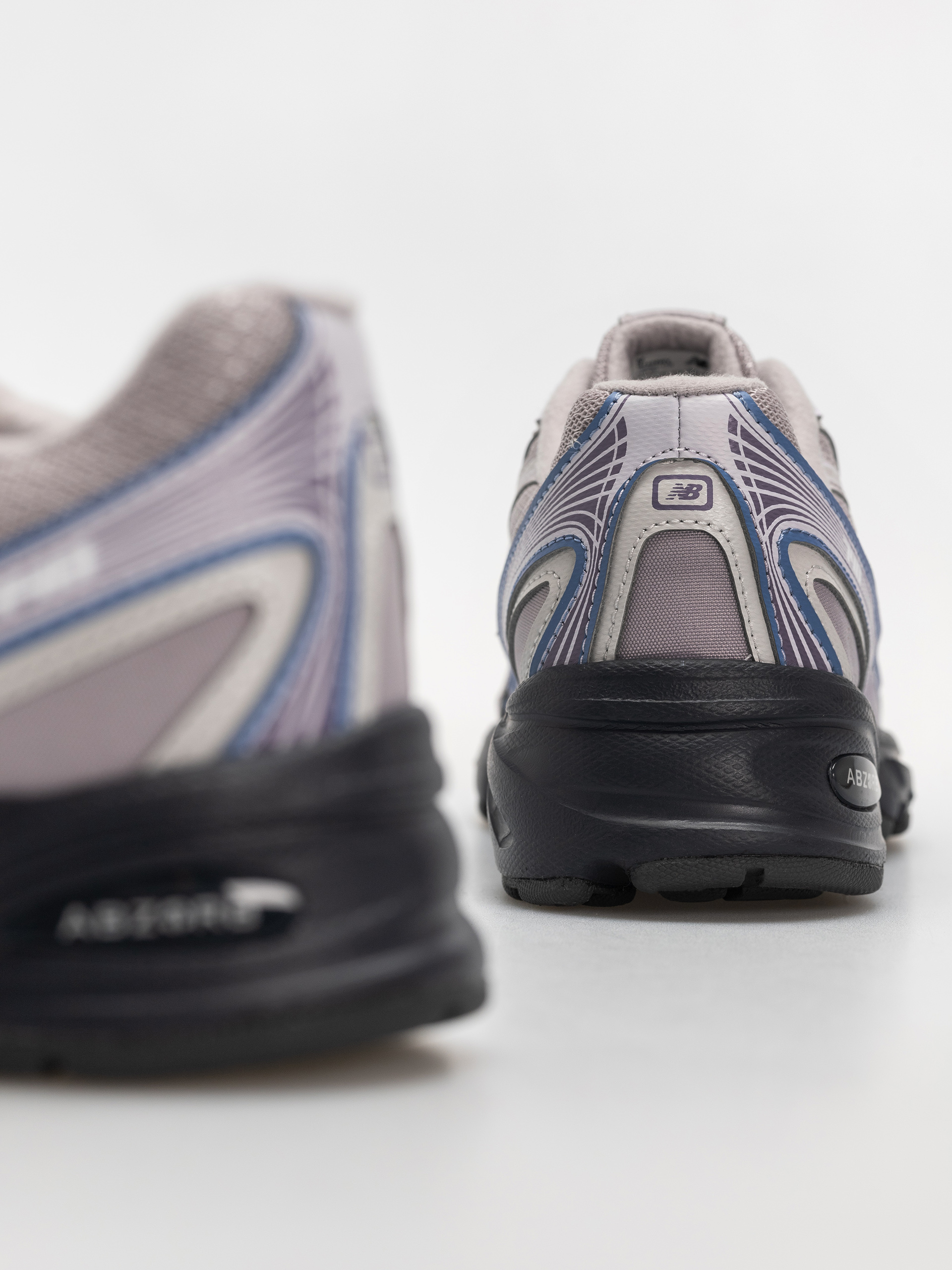 Buty New Balance 740 JR (truffle salt/fairweather blue)