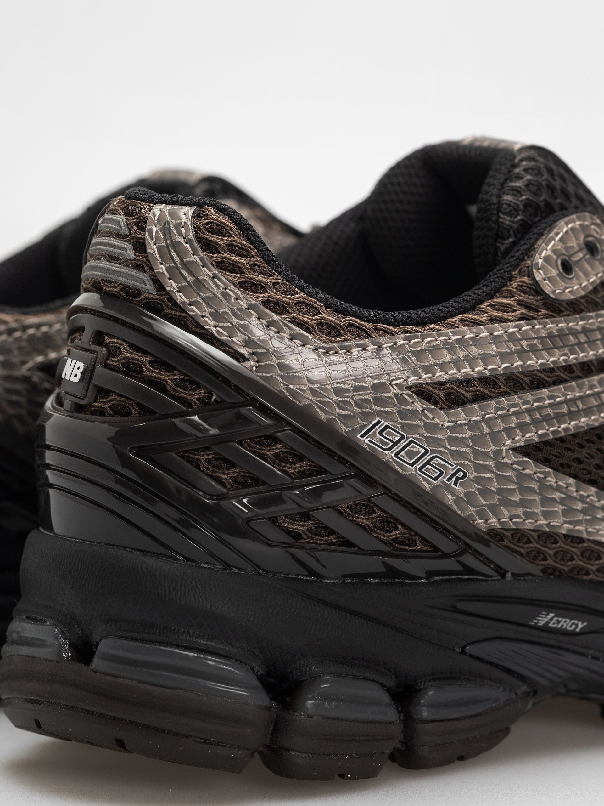 Buty New Balance 1906 (thunder brown/black)