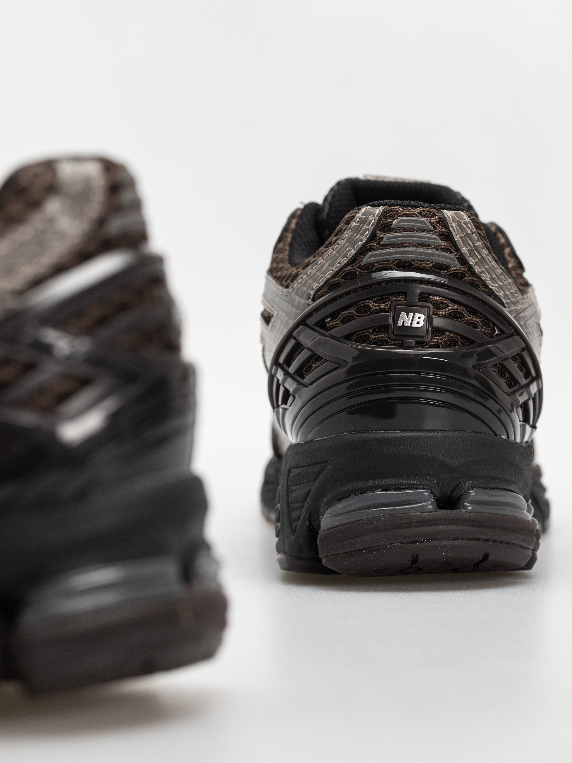 Buty New Balance 1906 (thunder brown/black)