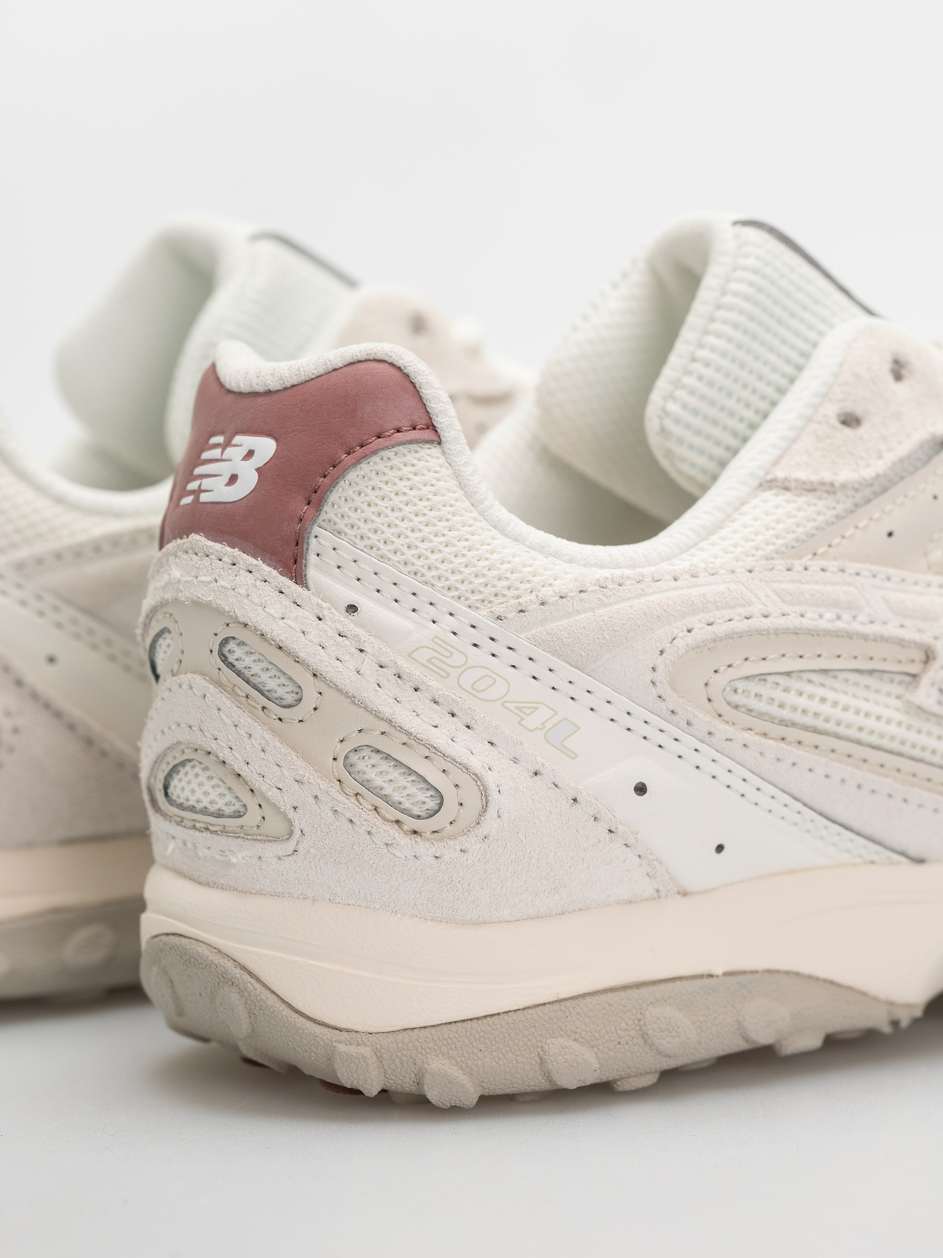 Buty New Balance 204 (sea salt/red rock)