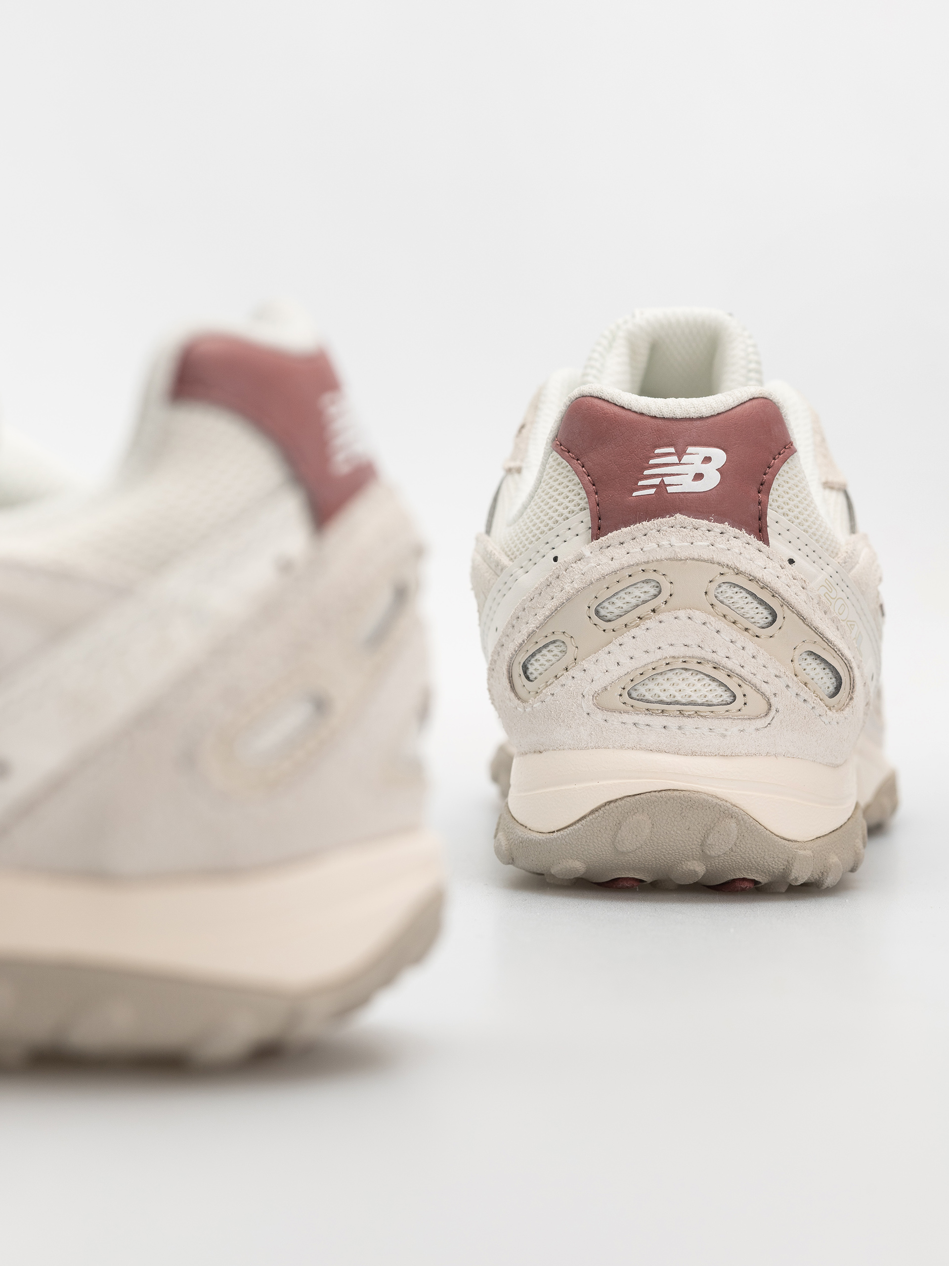 Buty New Balance 204 (sea salt/red rock)