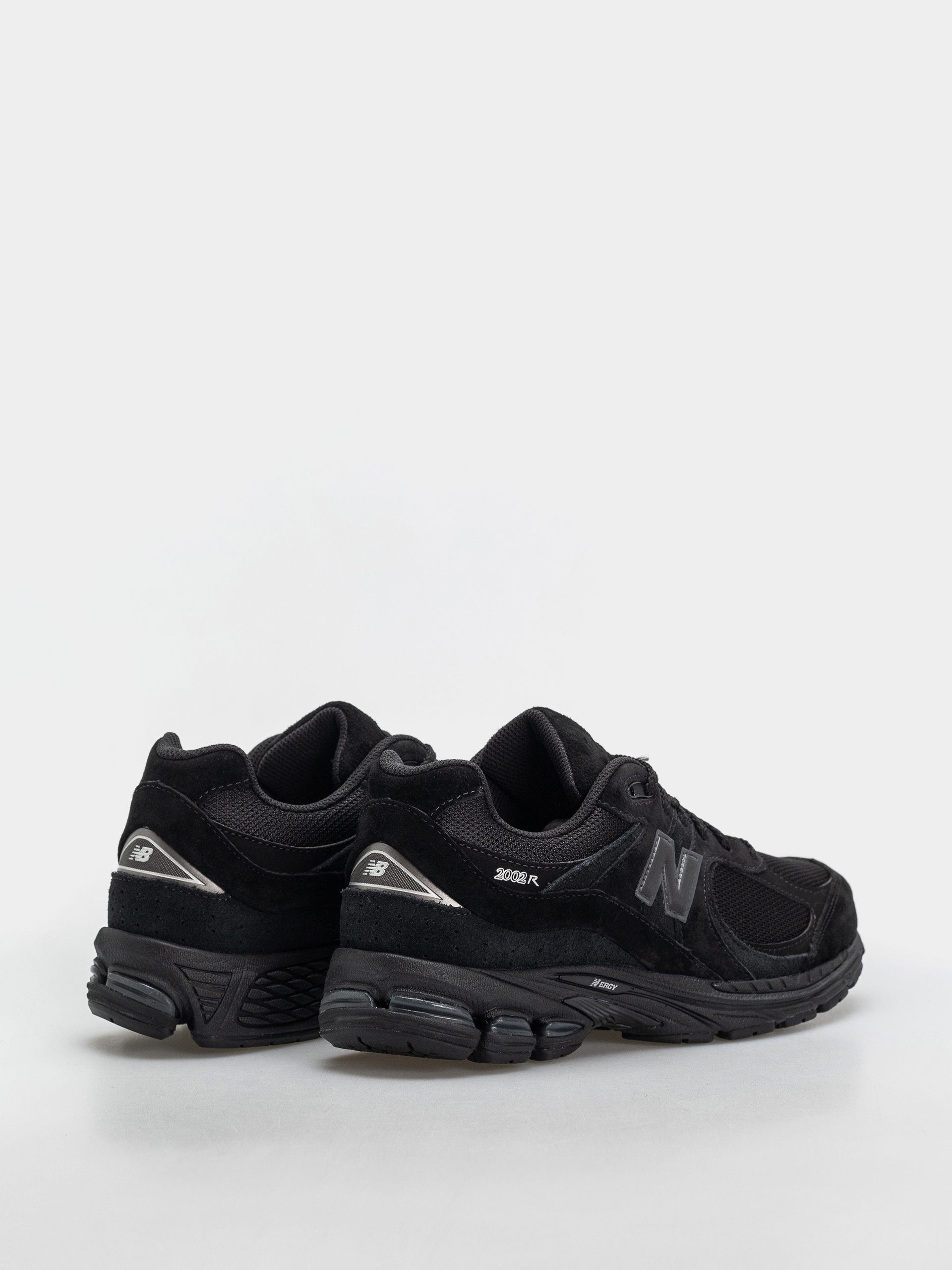 Buty New Balance 2002 (black/black metallic)