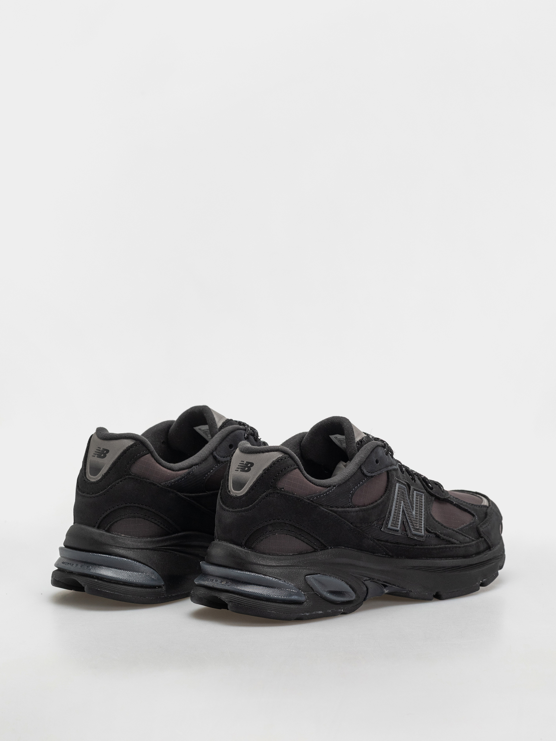 Buty New Balance 2010 (black/faded black/phantom)