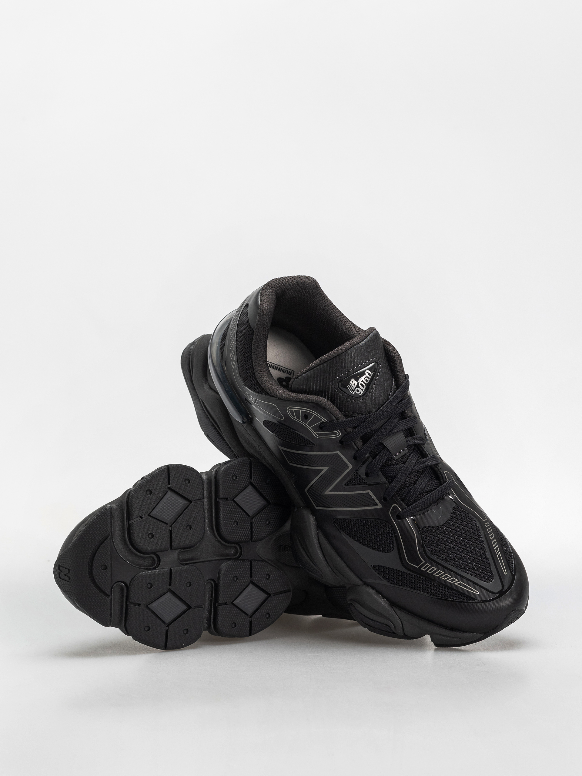 Buty New Balance 9060 (black/faded black)