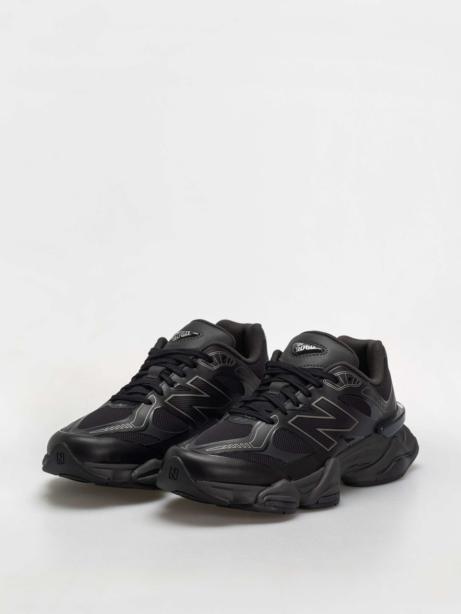 Buty New Balance 9060 (black/faded black)