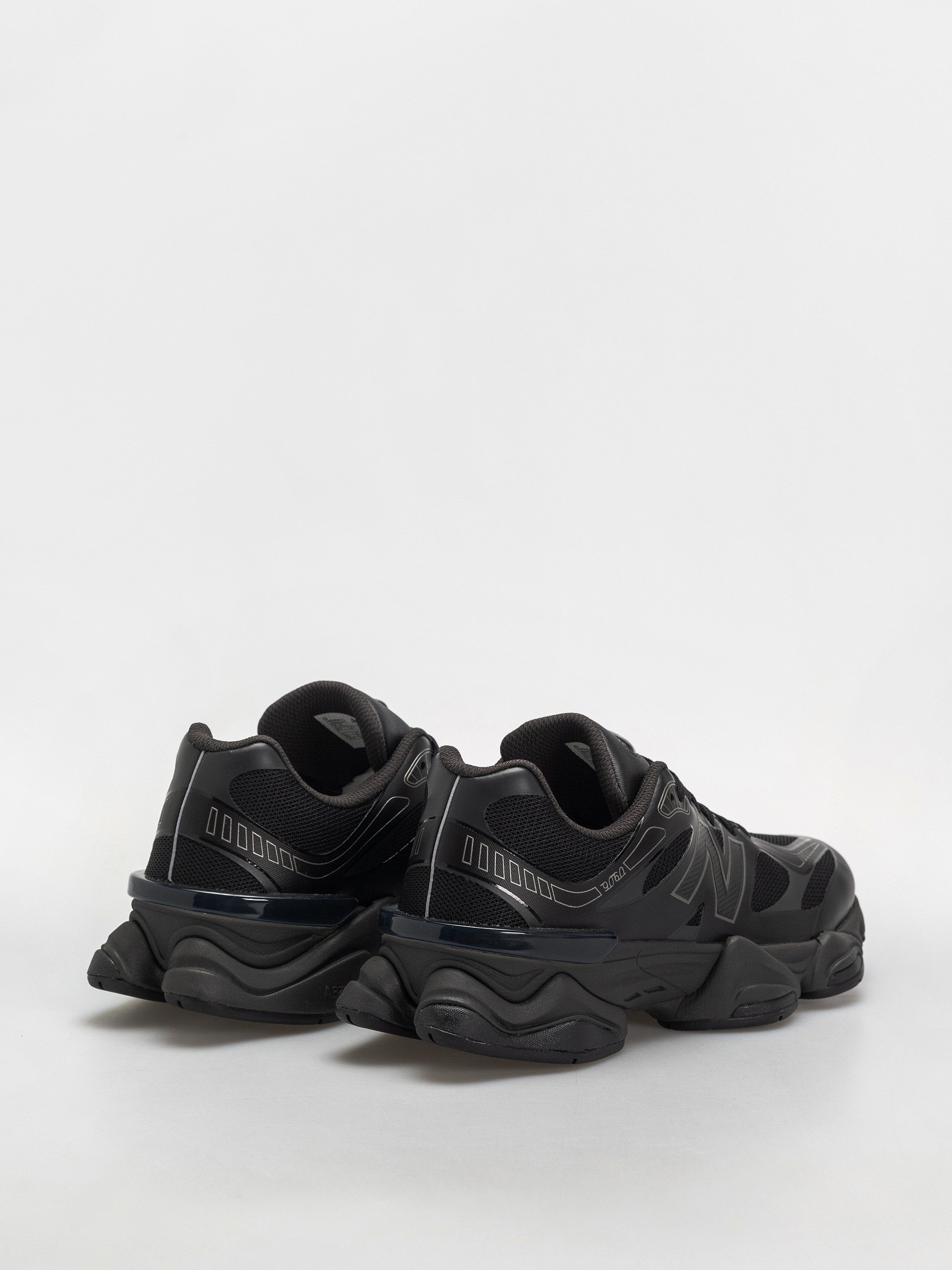 Buty New Balance 9060 (black/faded black)