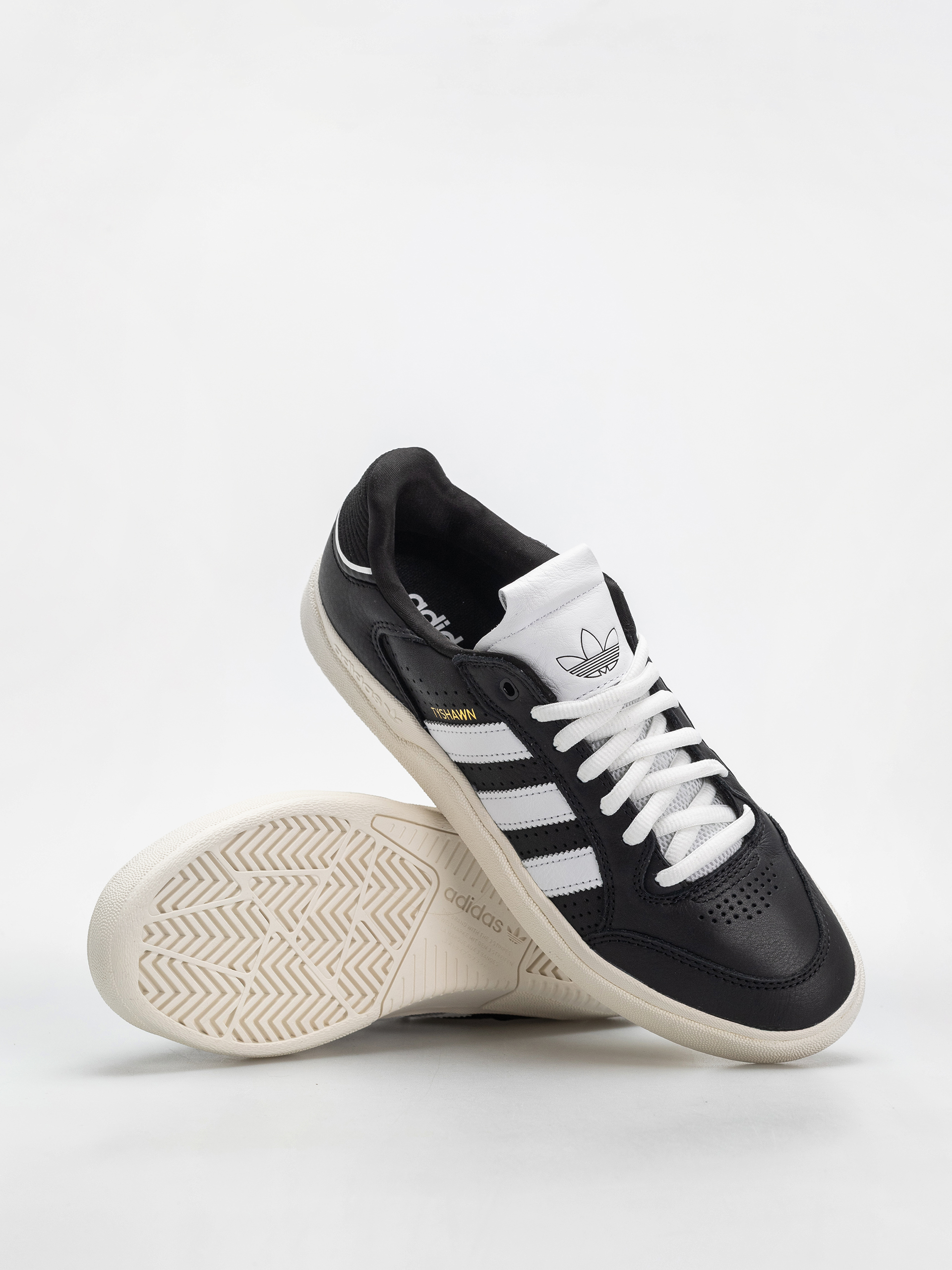 Buty adidas Tyshawn Low (cblack/ftwwht/cwhite)