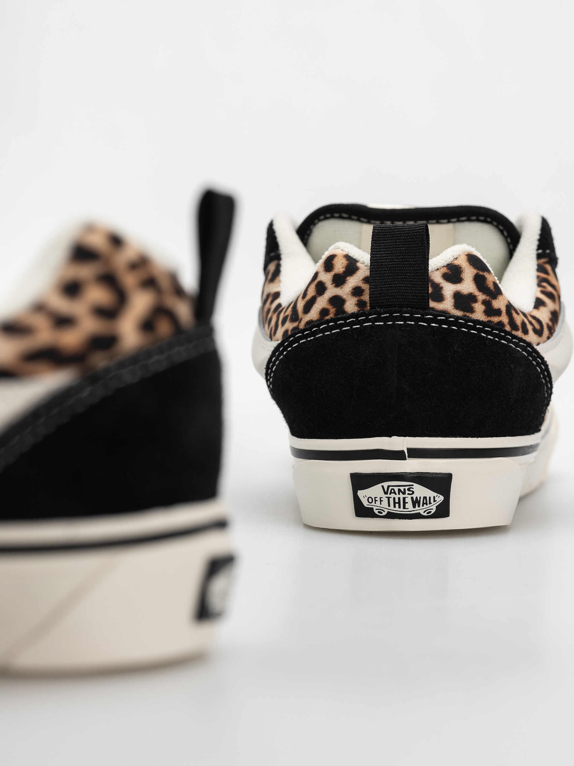 Buty Vans Knu Skool (black/leopard)