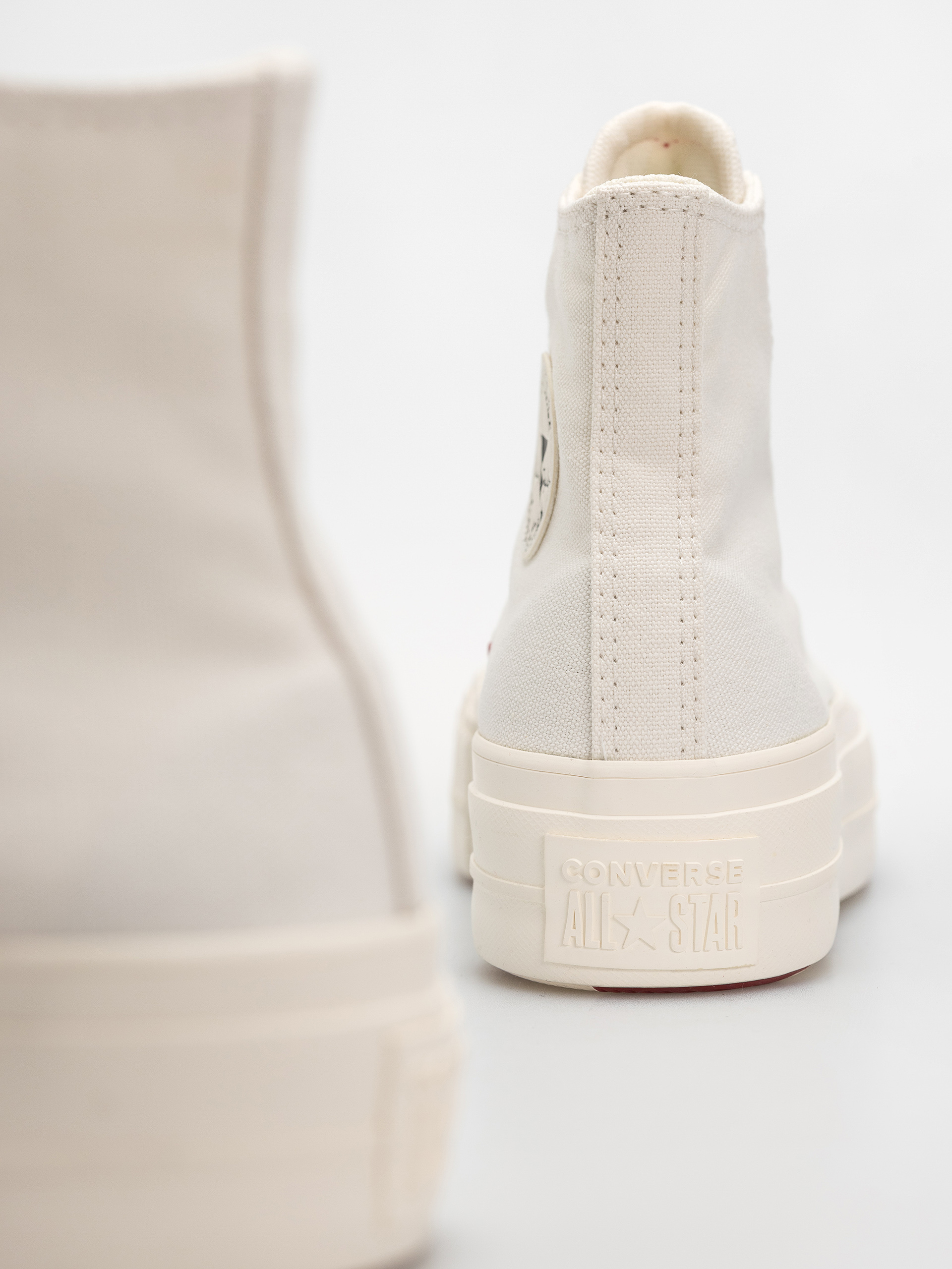 Trampki Converse Chuck Taylor All Star Lift Hi Wmn (vintage white/egret)