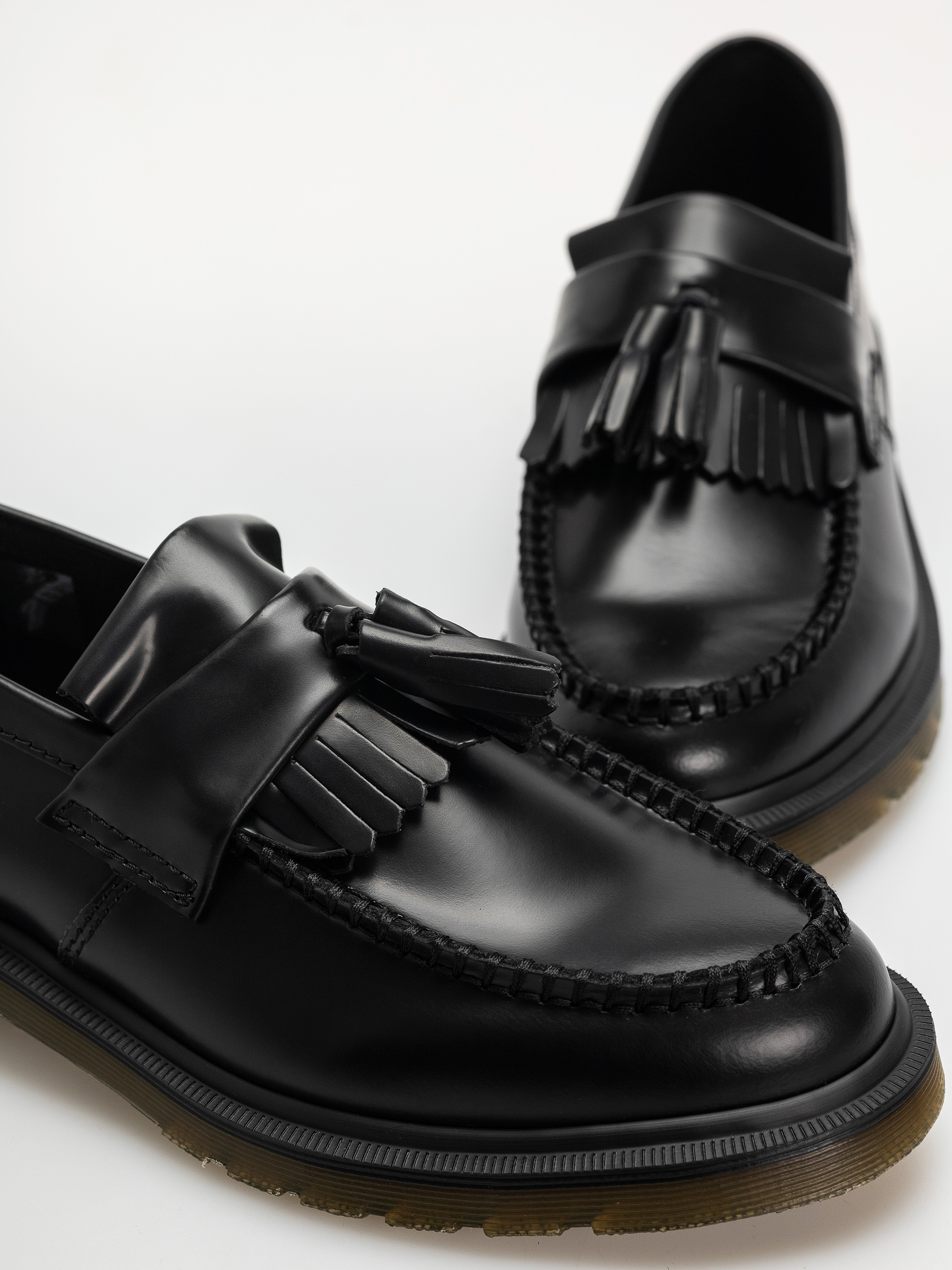 Buty Dr. Martens Adrian Tassel Loafer (black smooth)