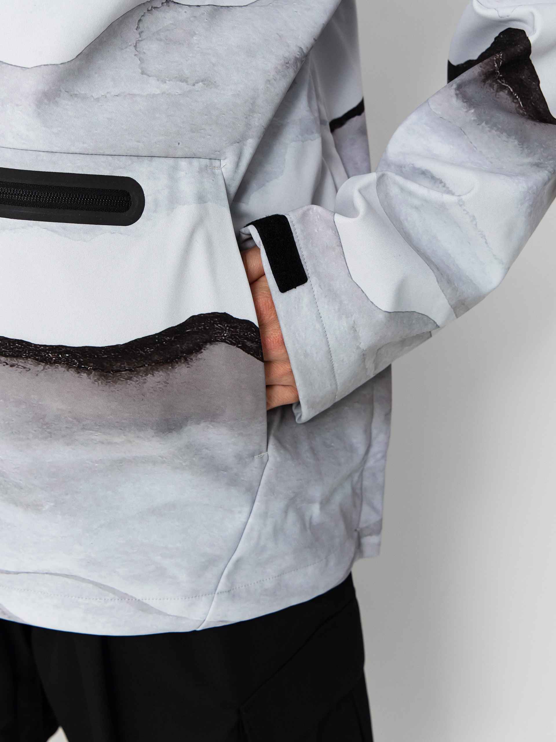 Męska Bluza aktywna 686 Waterproof HD (smoke mountain print)