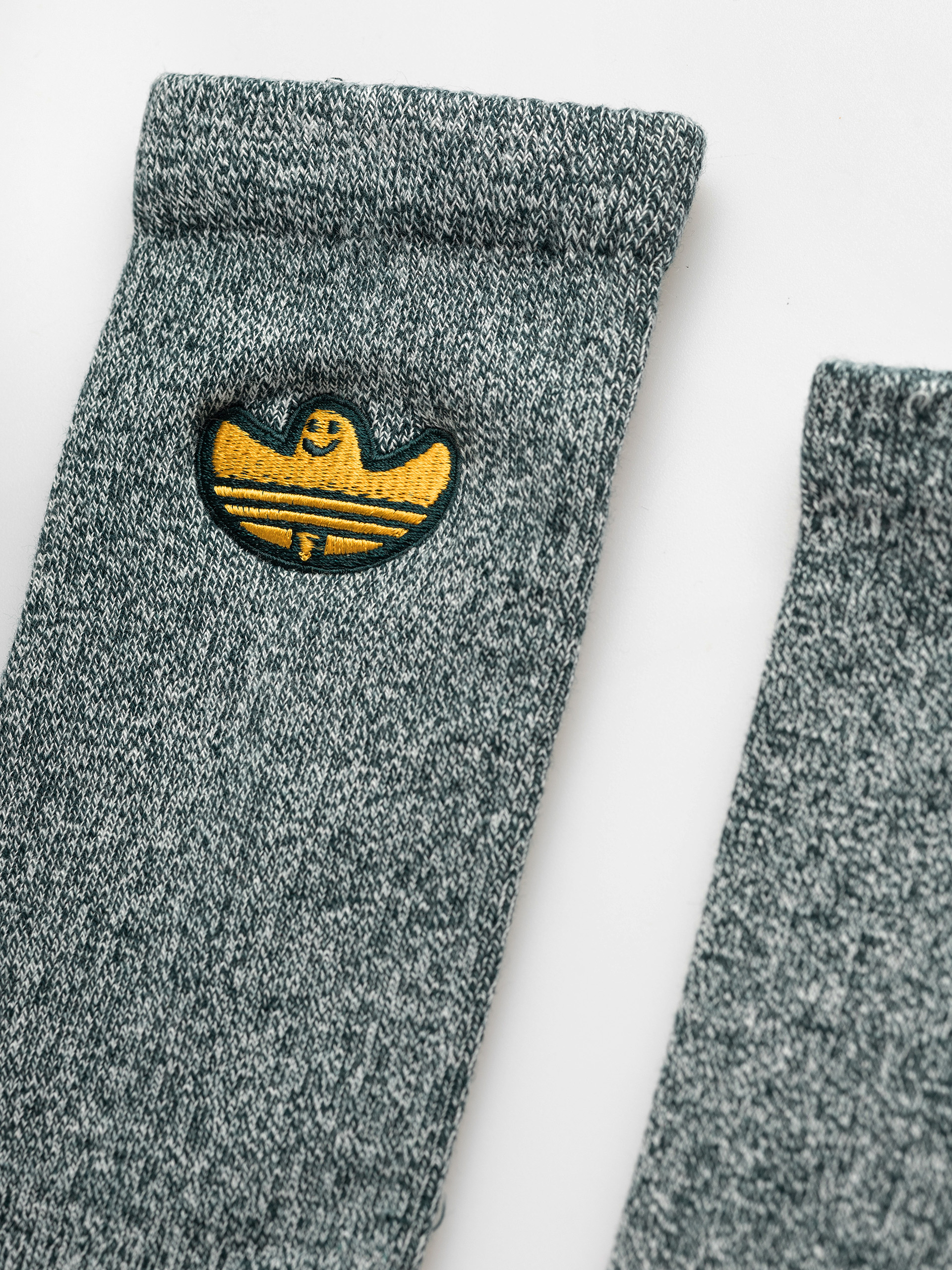 Skarpetki adidas Gonz (aurivy/cwhite)