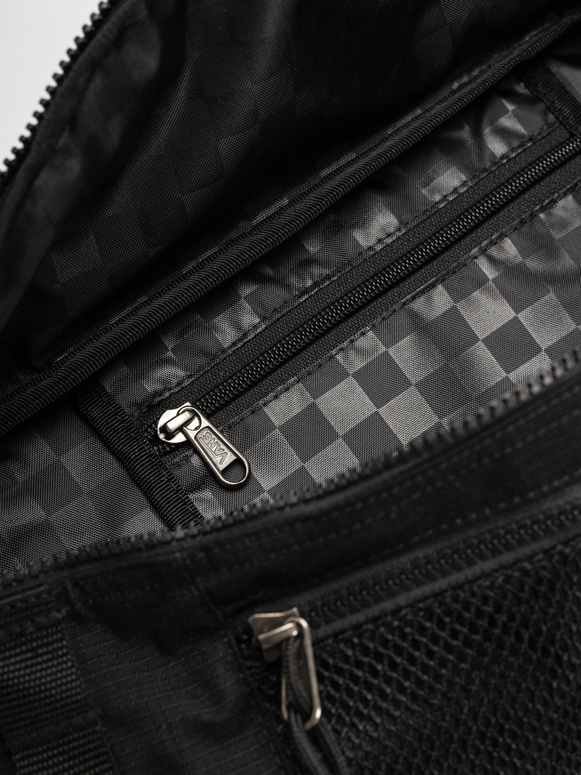 Torba Vans Ward Cross Body Pack (black/black)