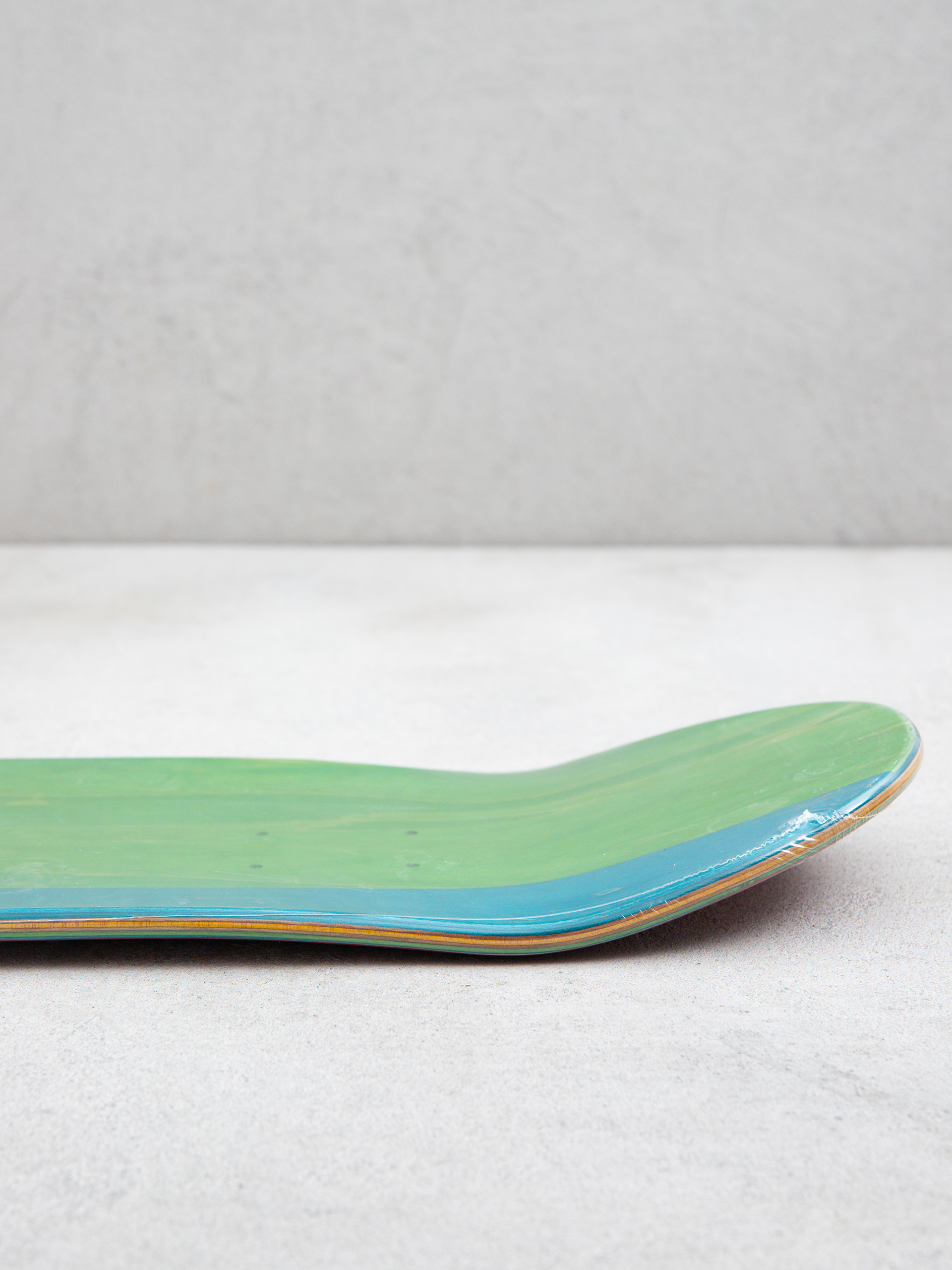 Deck Jacuzzi Caswell Berry Shoplift (red)