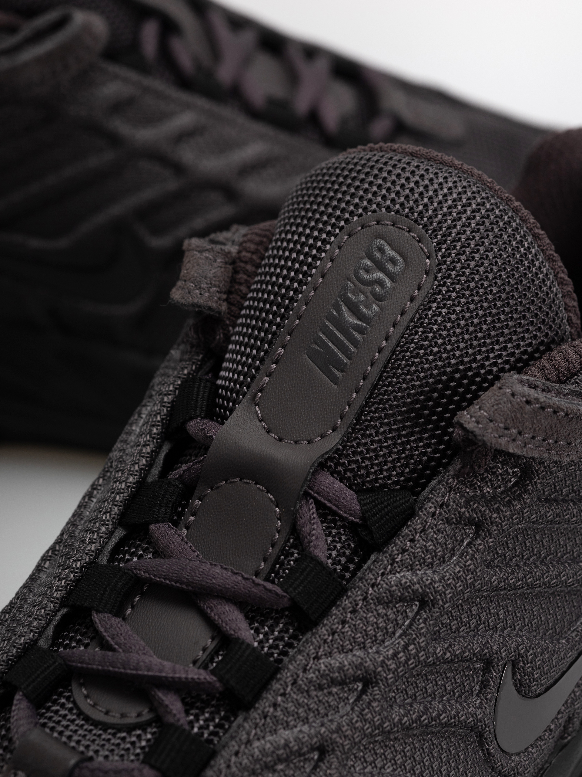 Buty Nike SB Vertebrae (thunder grey/thunder grey off noir)