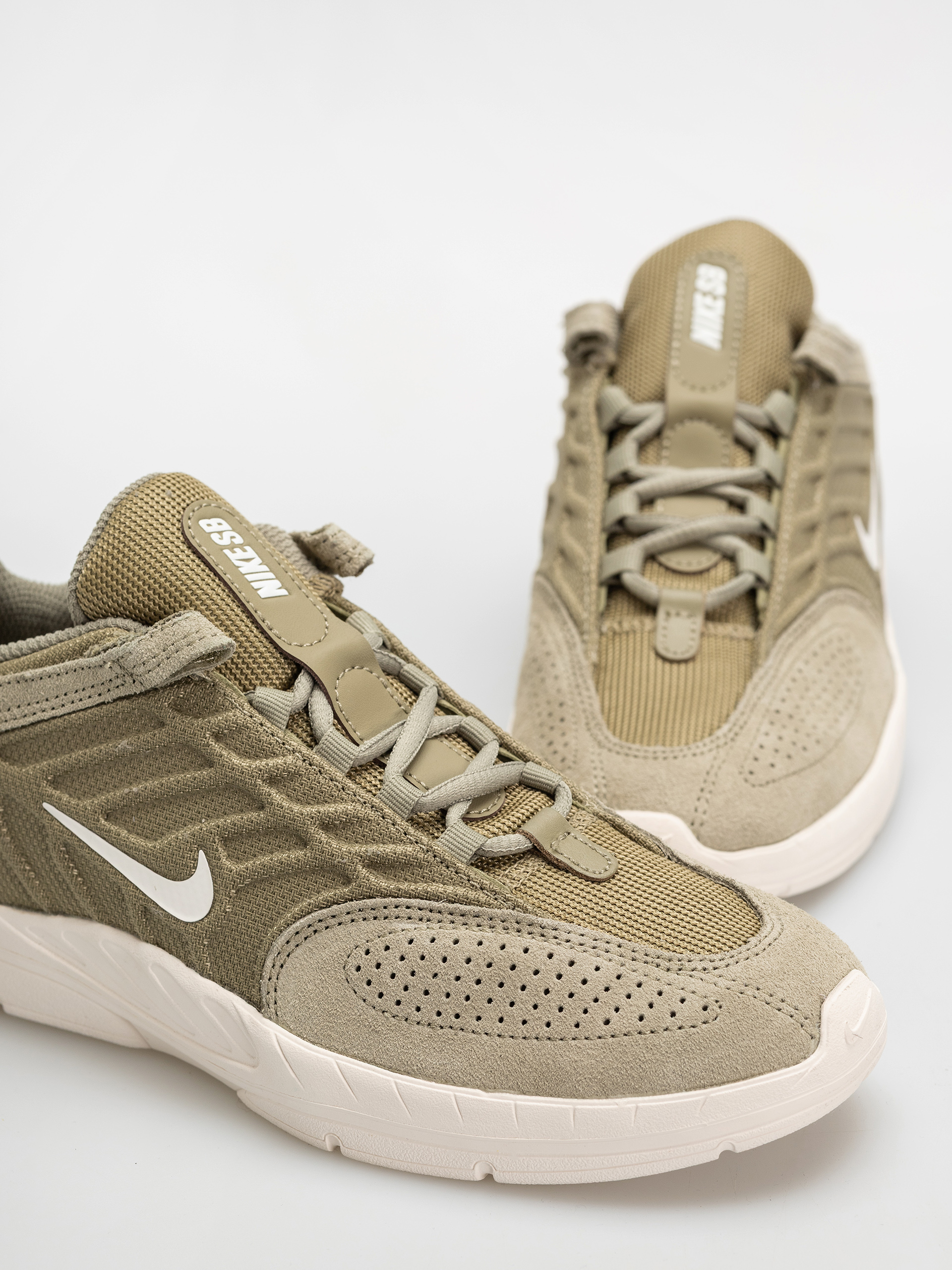 Buty Nike SB Vertebrae (neutral olive/sail neutral olive sail)