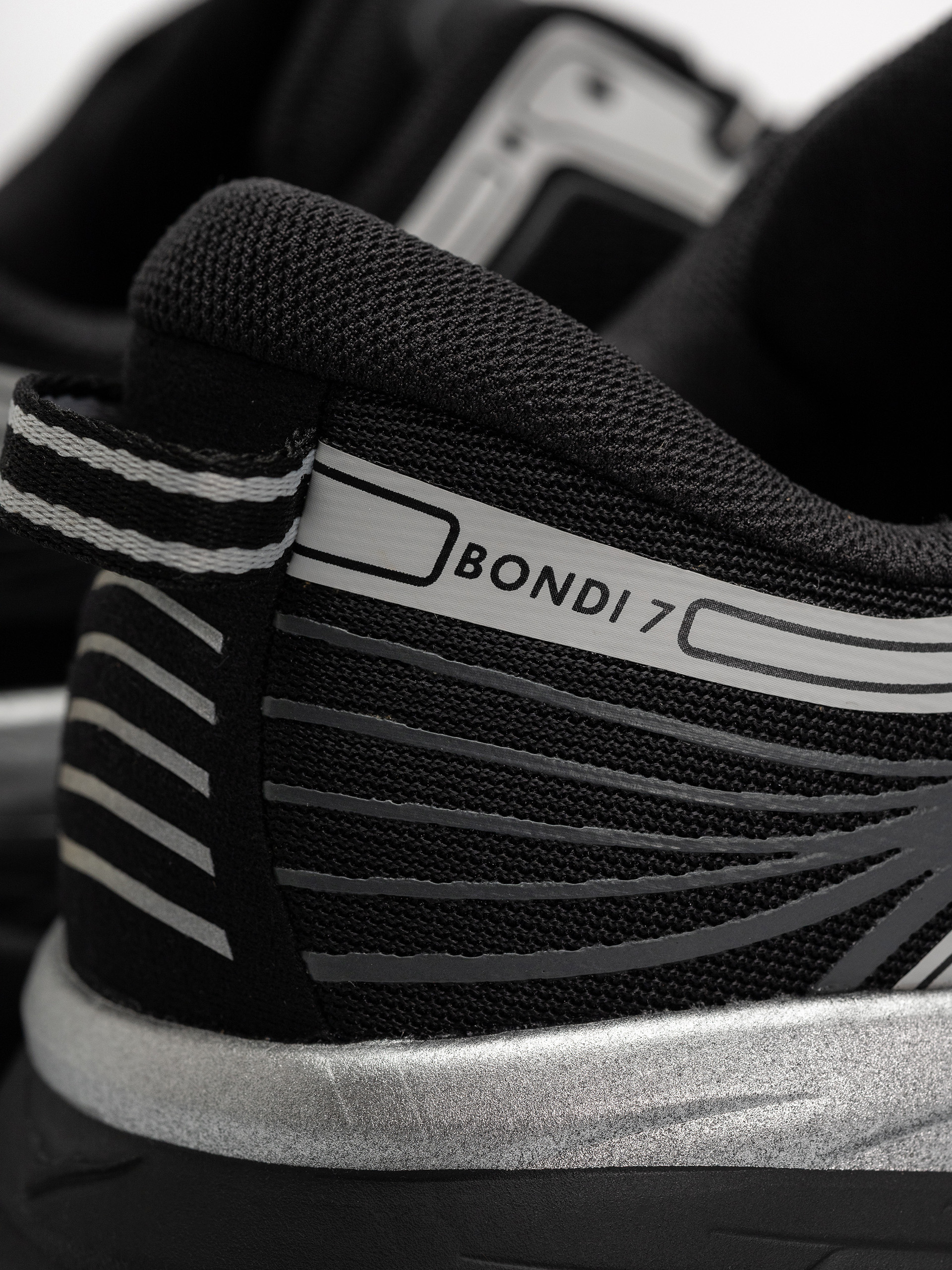 Buty Hoka Bondi 7 (black/stardust)