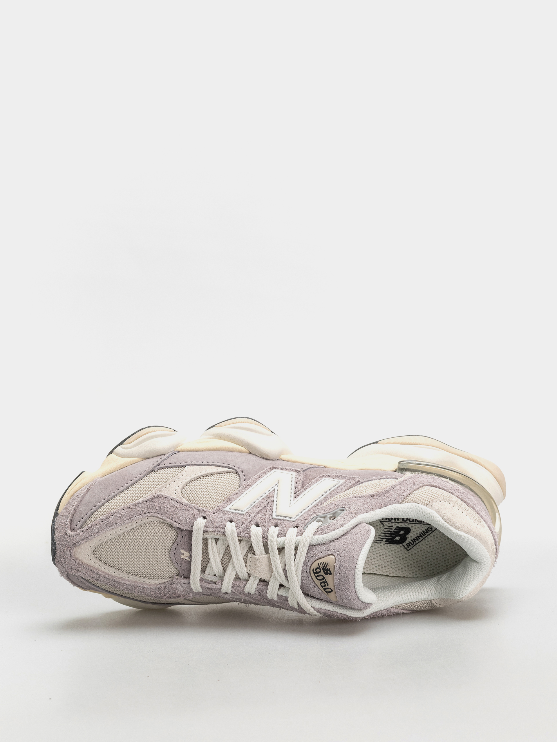 Buty New Balance 9060 (truffle salt/timberwolf)