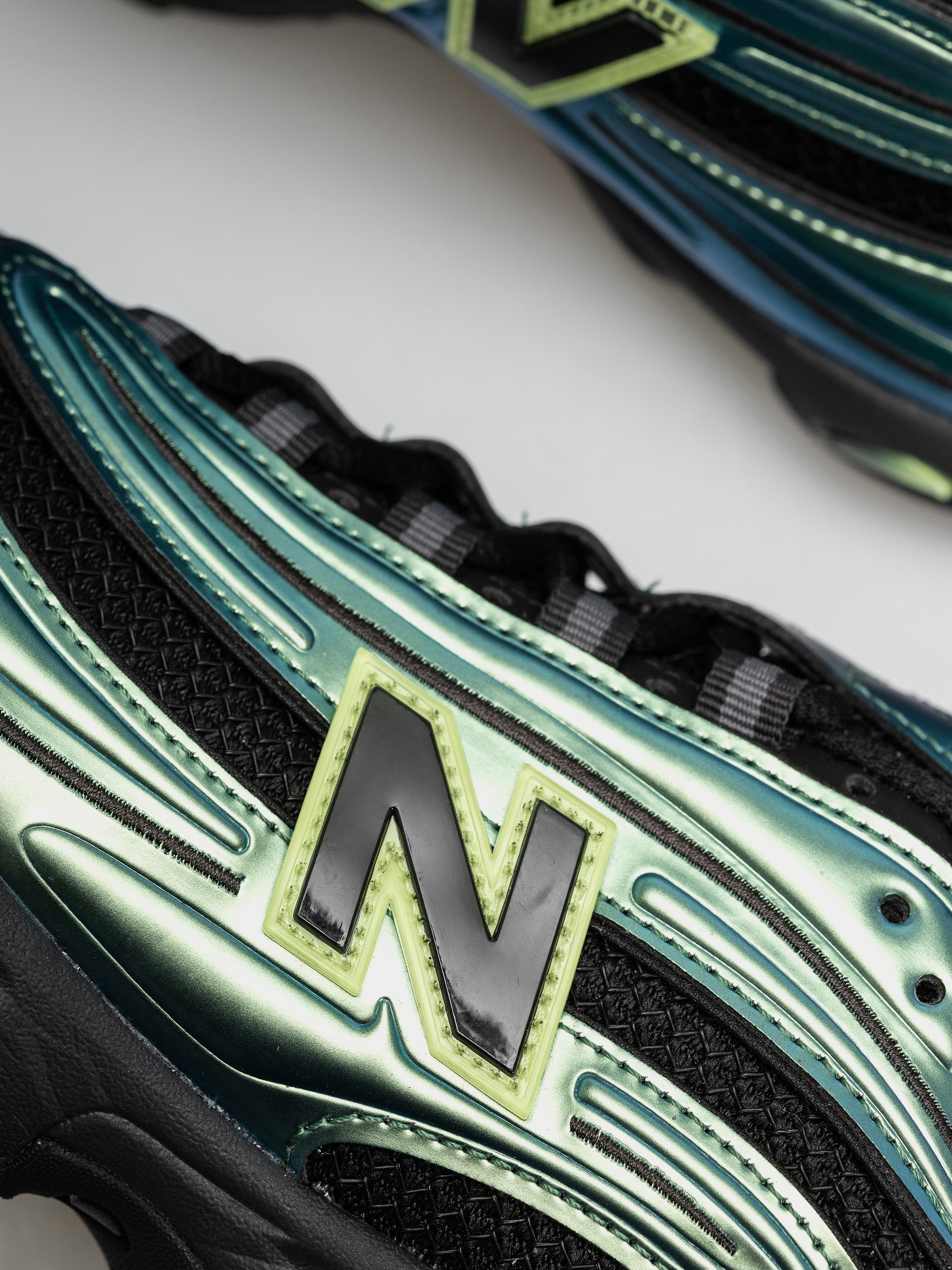 Buty New Balance 1000 (faded black/afterglow)