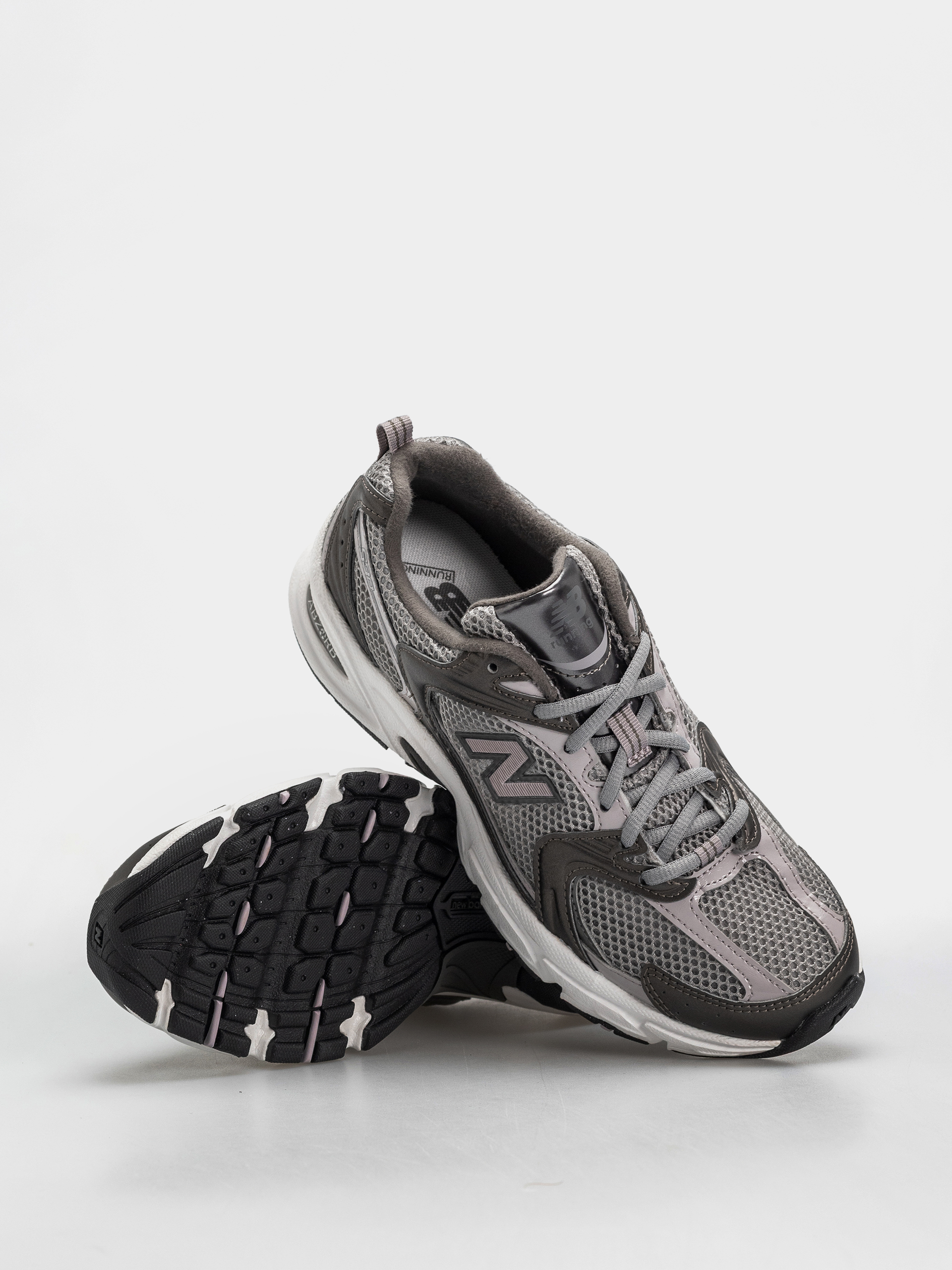 Buty New Balance 530 (black metallic/truffle salt)