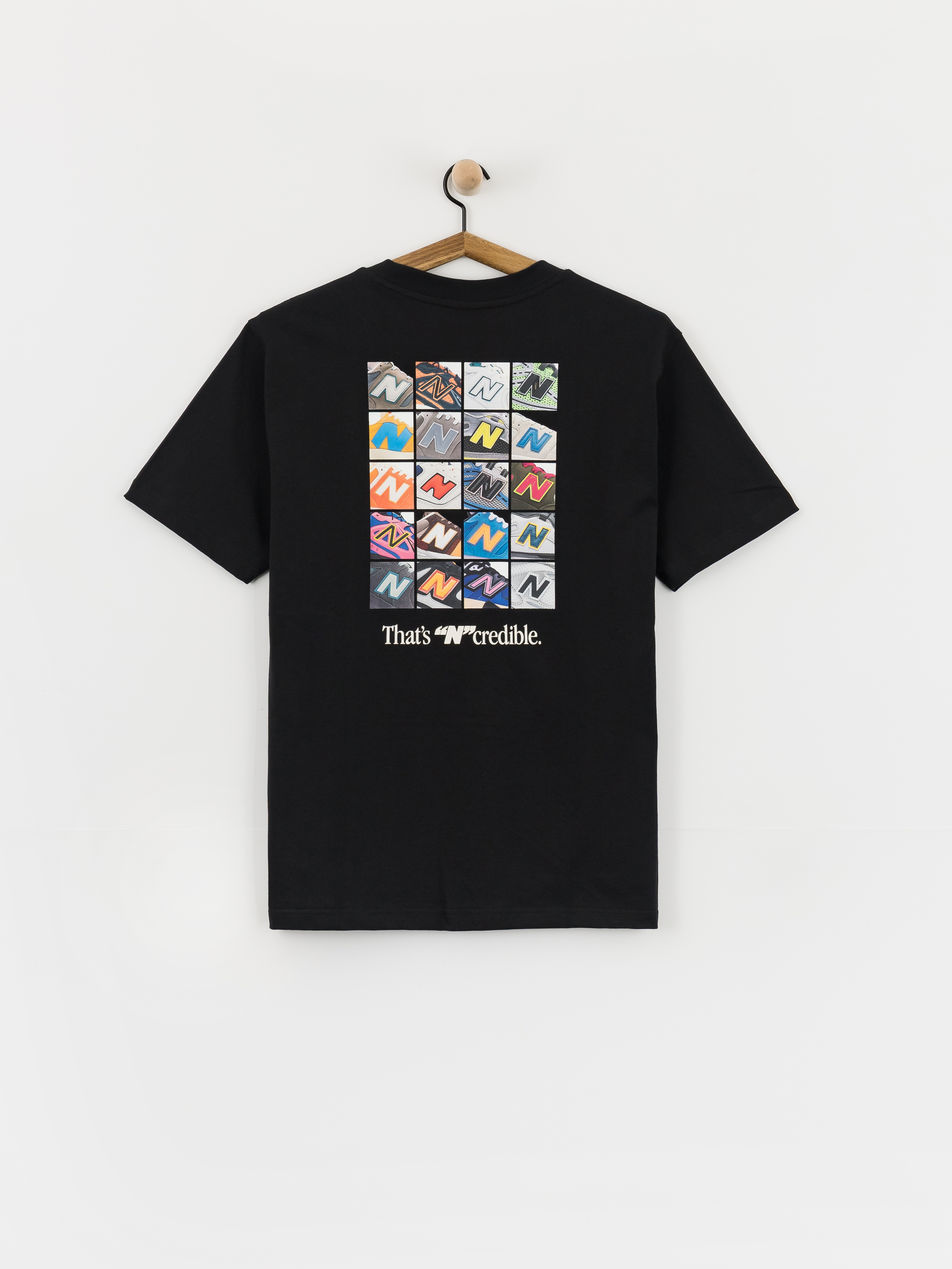 T-shirt New Balance Collage (black)