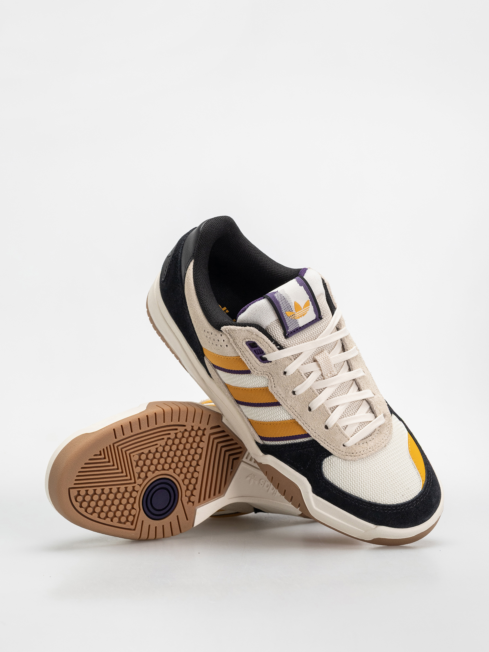 Buty adidas Tekkira Cup (crewht/owhite/crewht)