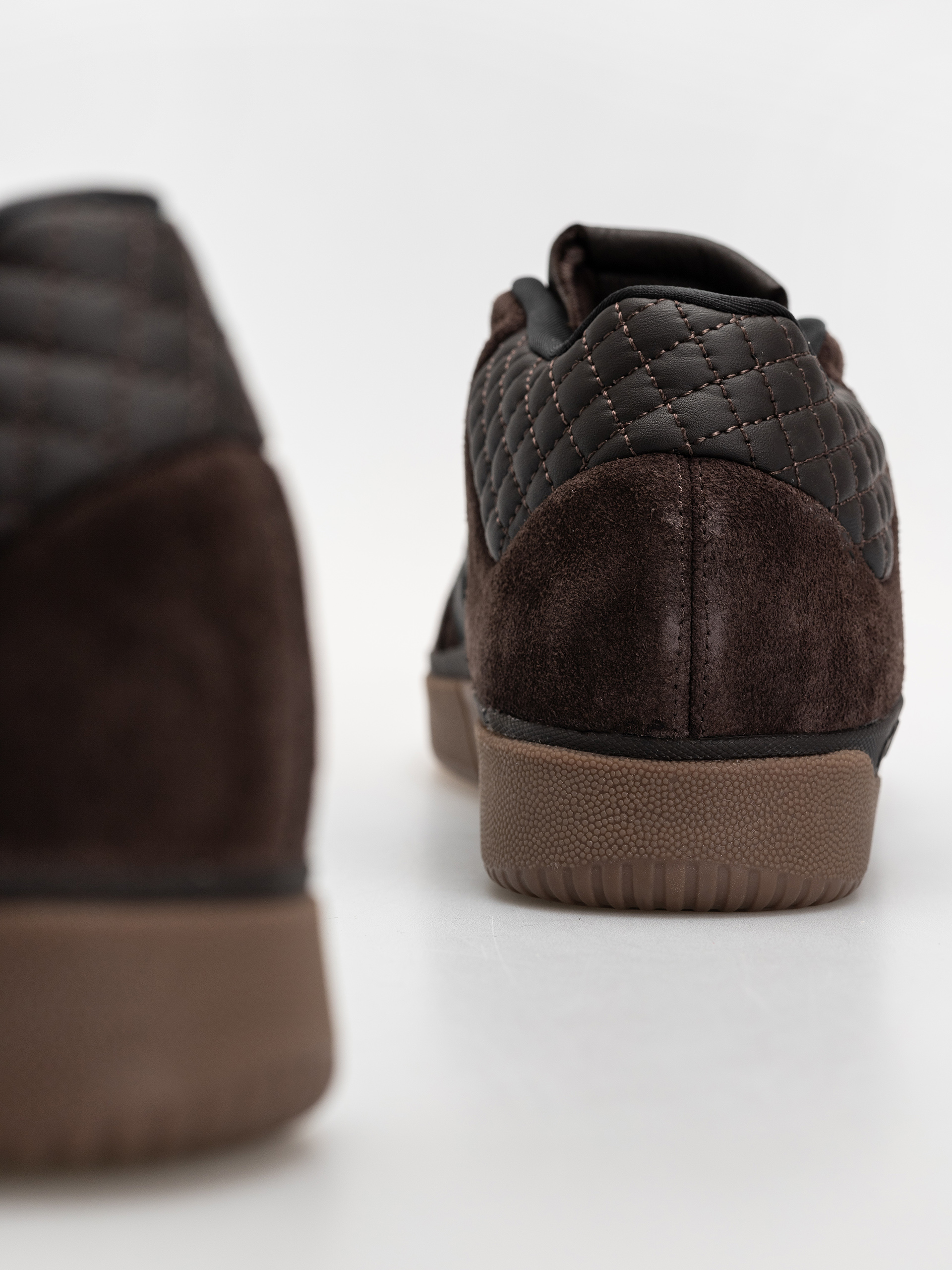 Buty adidas Tyshawn (carbon/carbon)