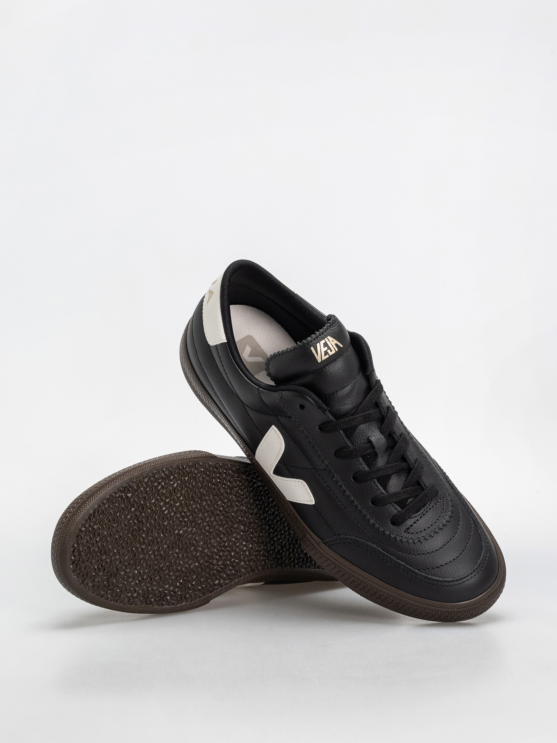 Buty Veja Panenka (black white)