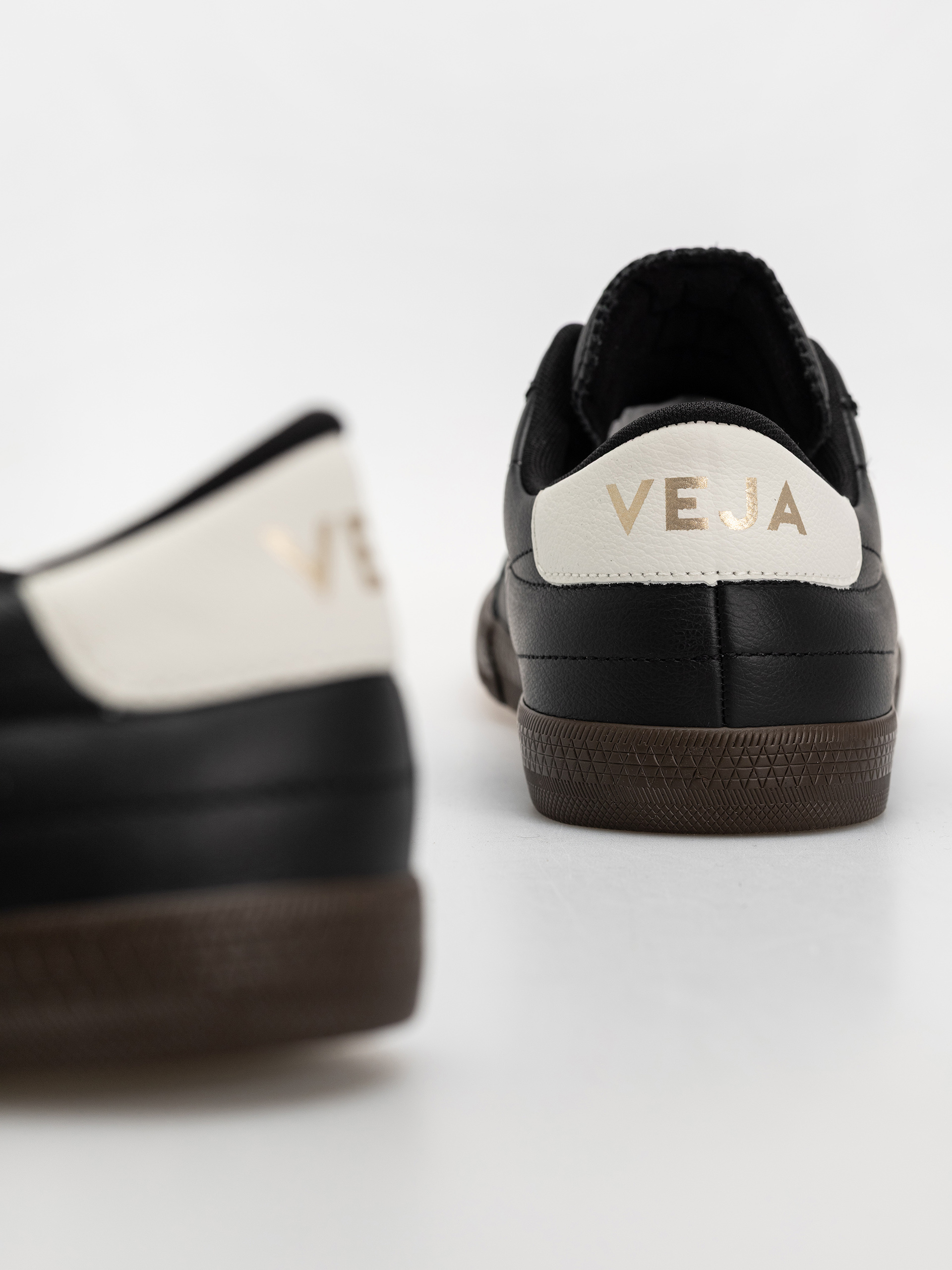 Buty Veja Panenka (black white)