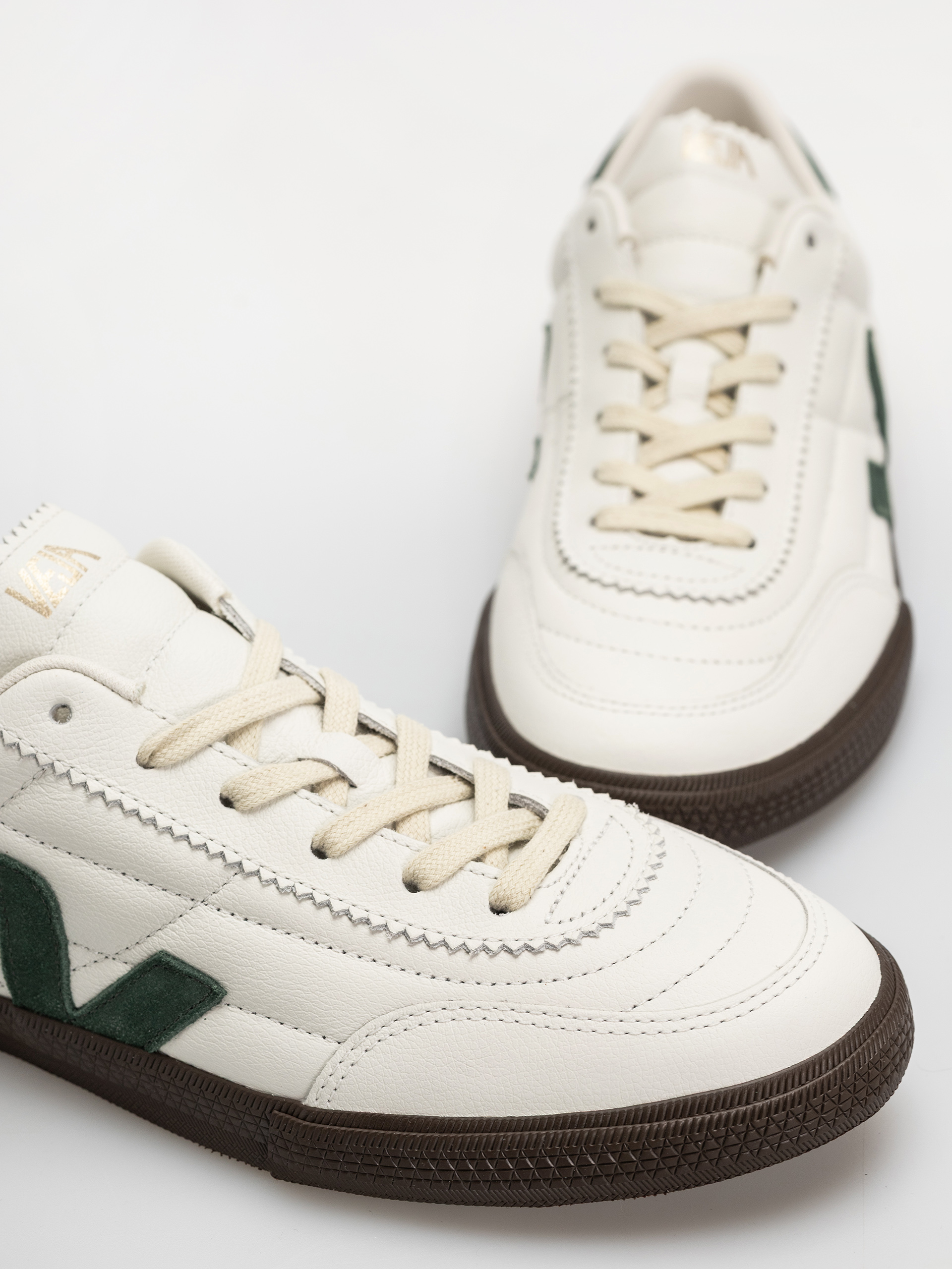 Buty Veja Panenka (white cyprus eagle)
