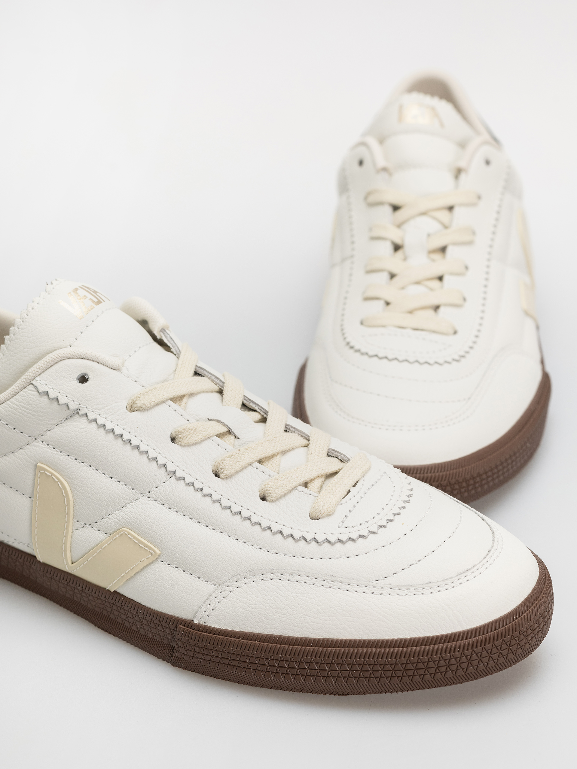 Buty Veja Panenka (white black bark)