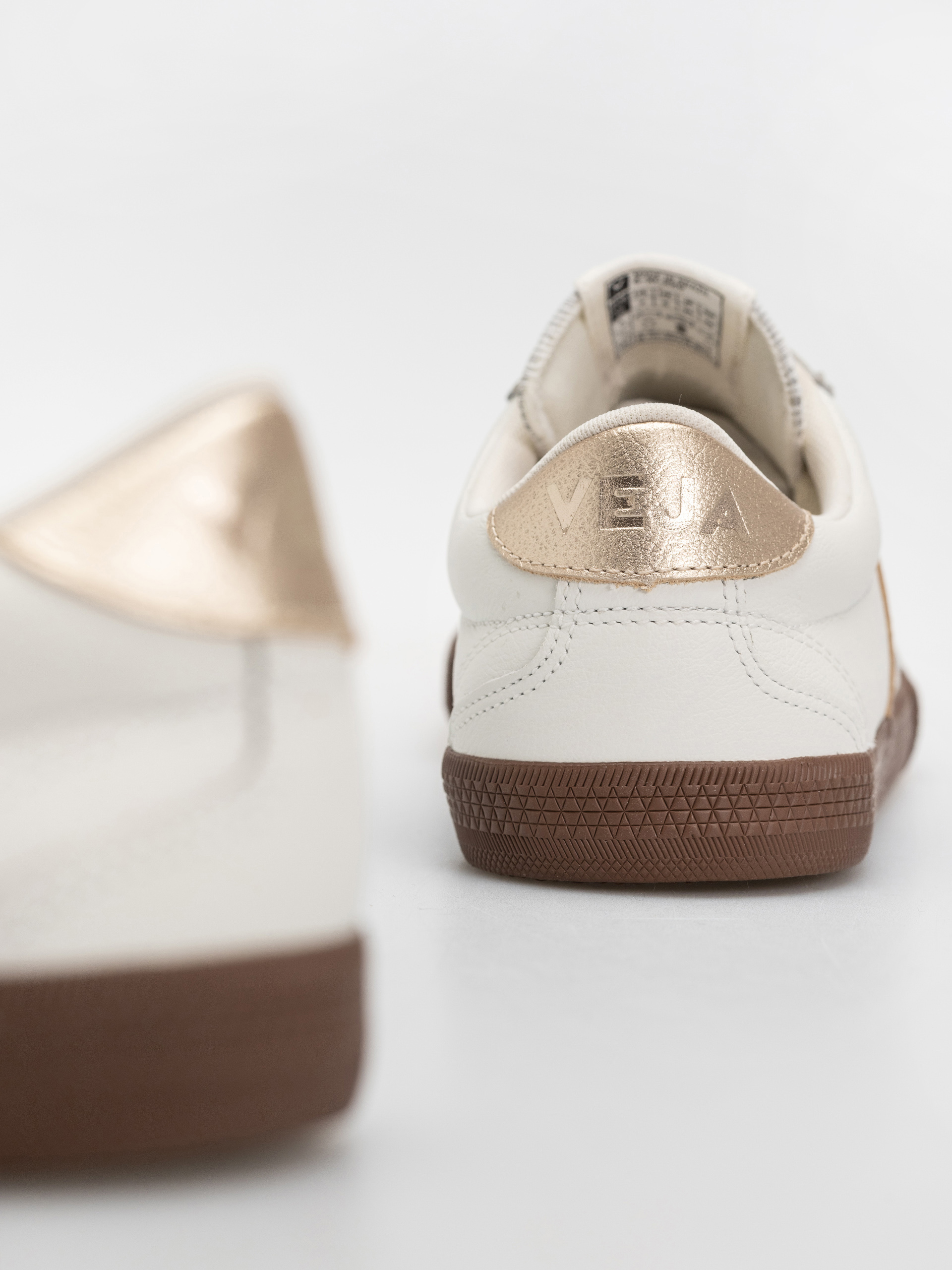 Buty Veja Volley Wmn (white platine bark)