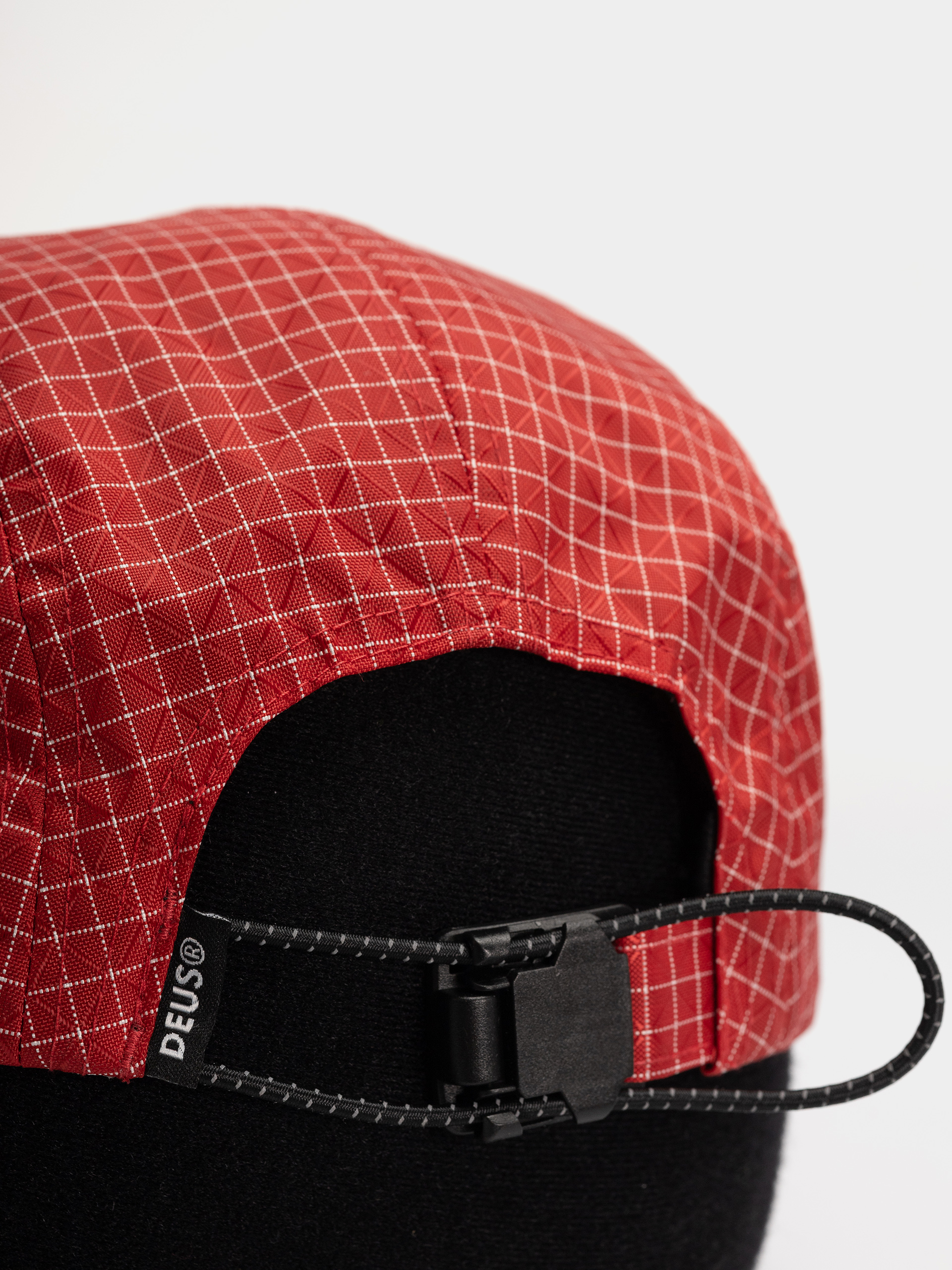 Czapka z daszkiem Deus Ex Machina Tower 5 Panel (red)