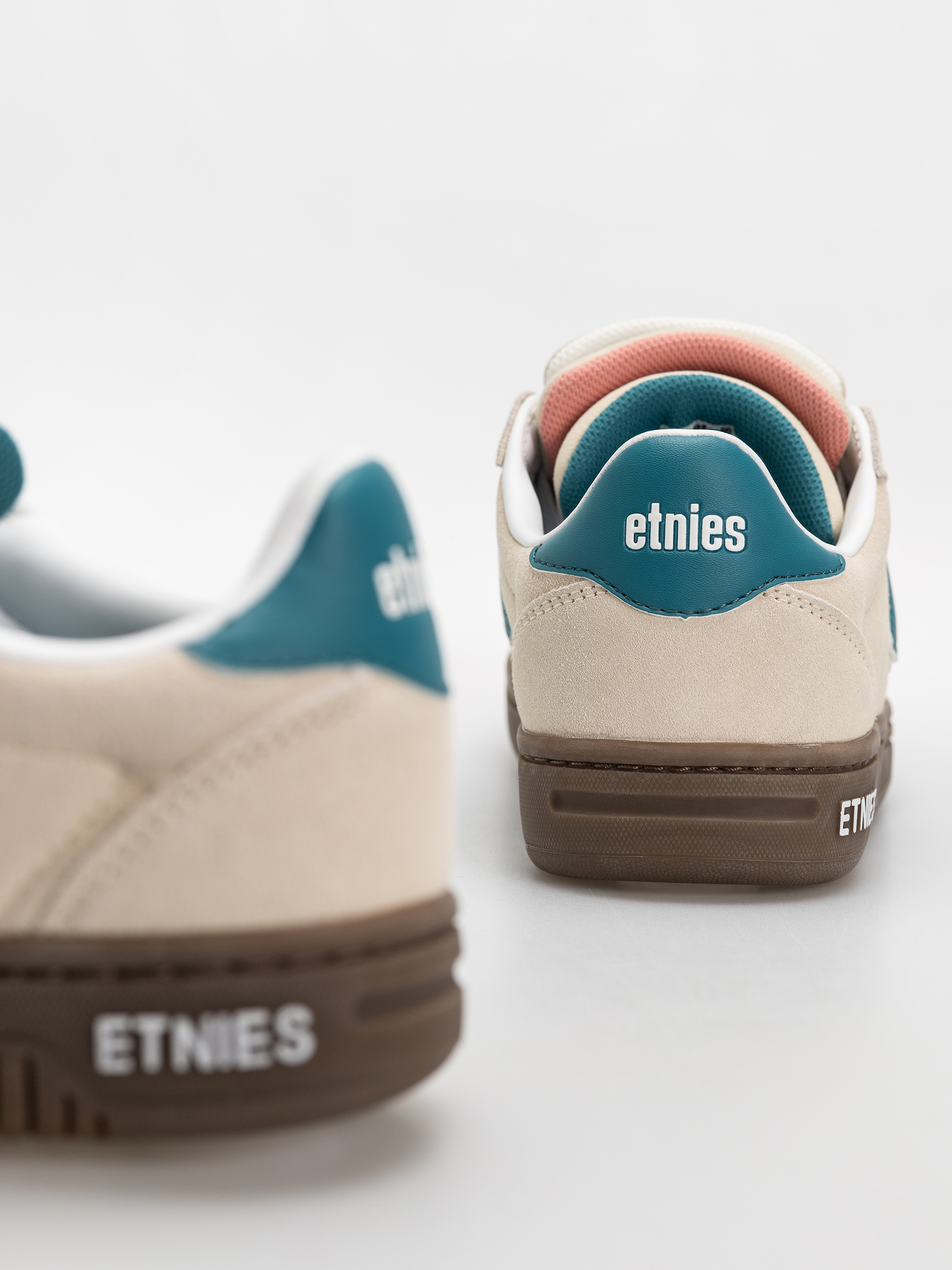 Buty Etnies Locut Triple Tongue (tan)