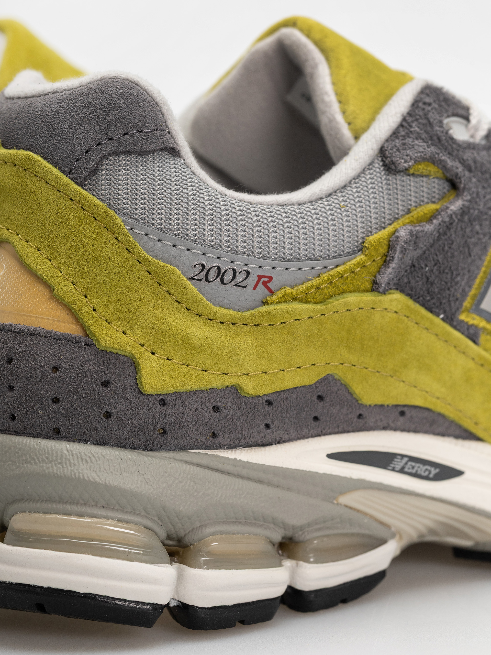 Buty New Balance 2002 (sea moss/raincloud)