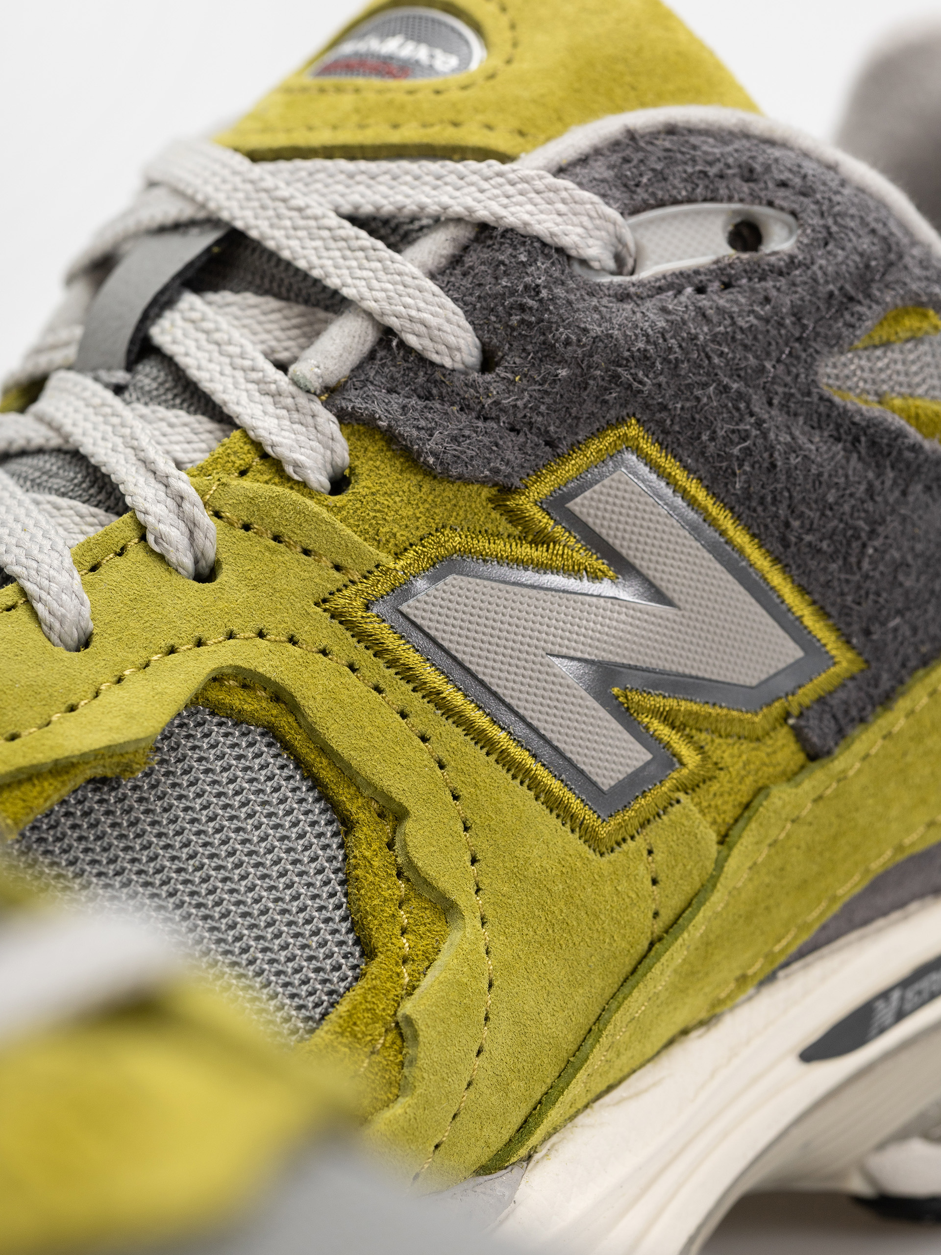 Buty New Balance 2002 (sea moss/raincloud)