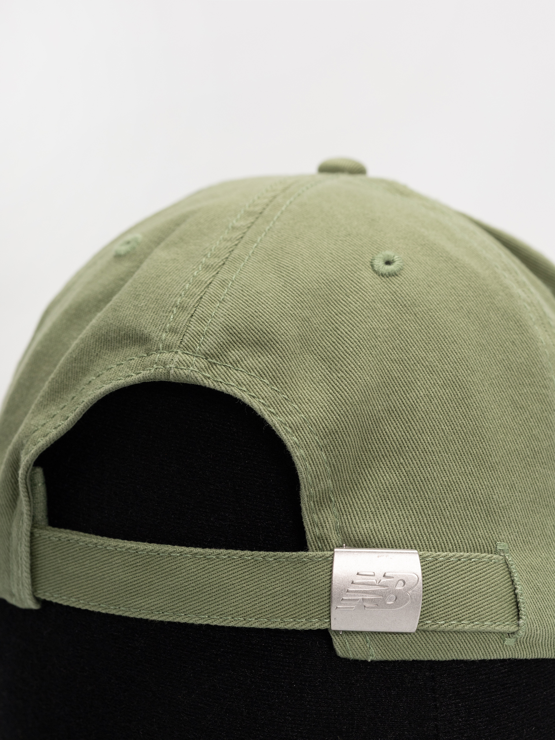 Czapka z daszkiem New Balance 6 Panel Chain Stitch Logo (oregano)