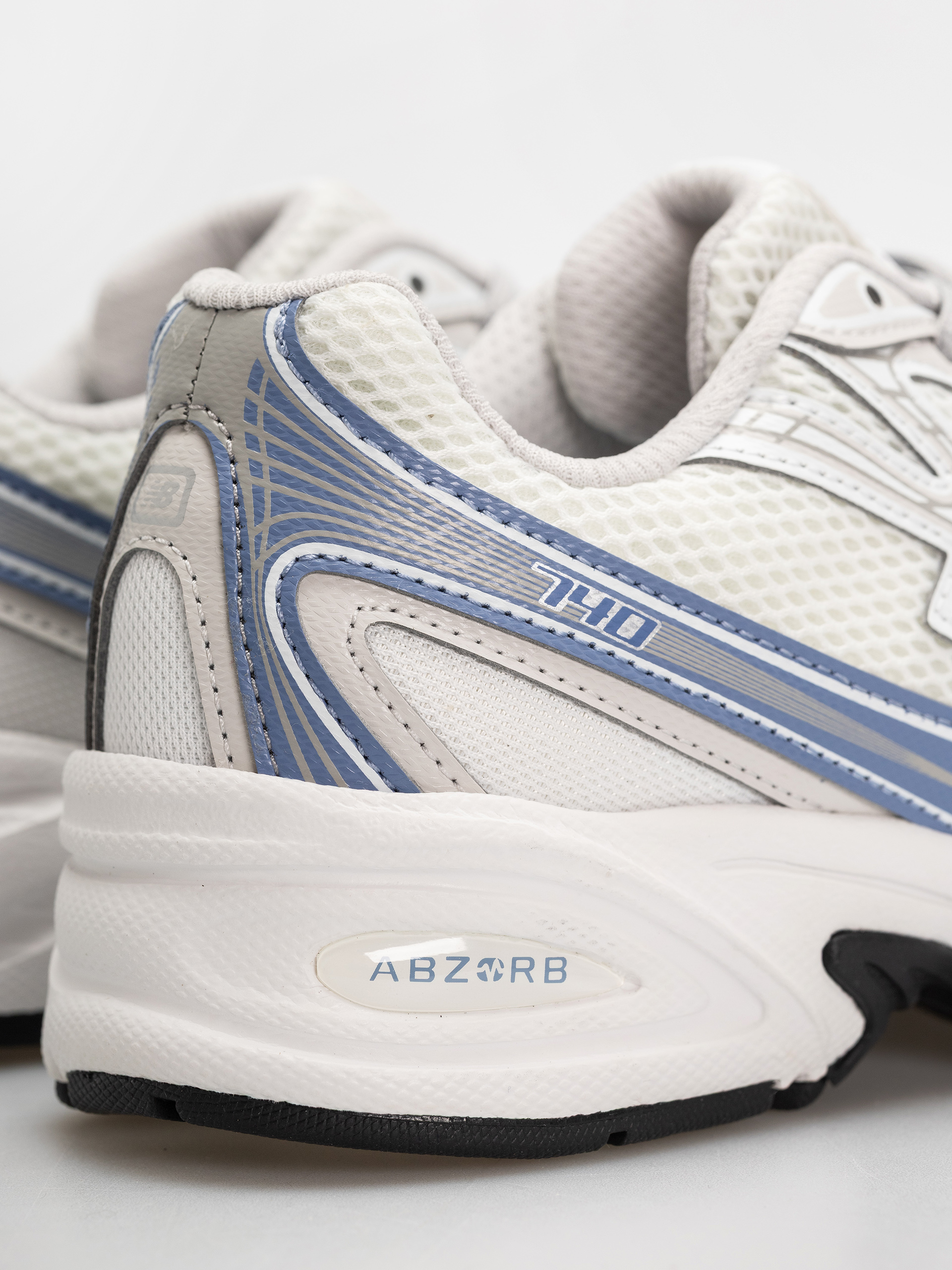 Buty New Balance 740 JR (103 white/fairweather blue)