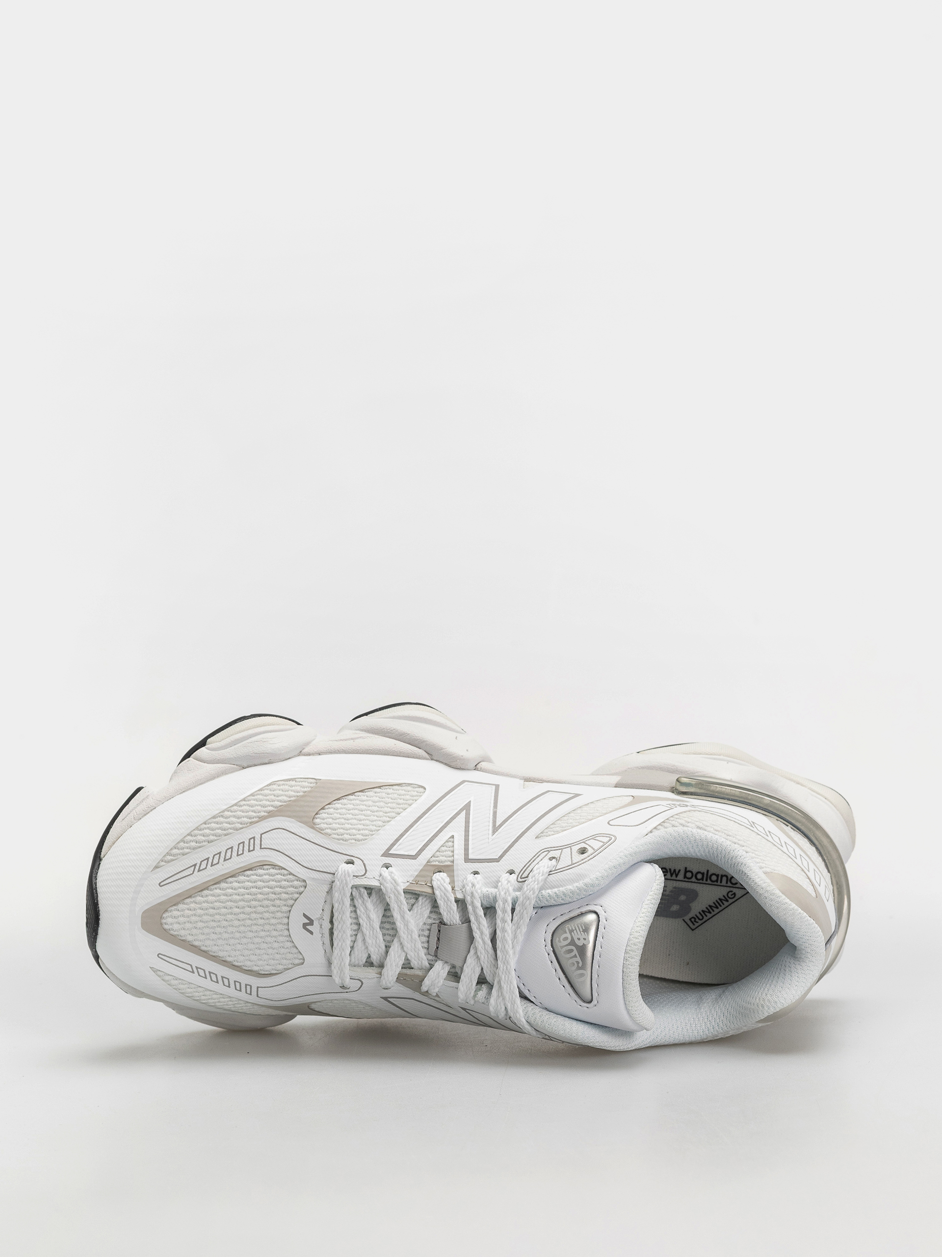 Buty New Balance 9060 (103 white/grey matter)