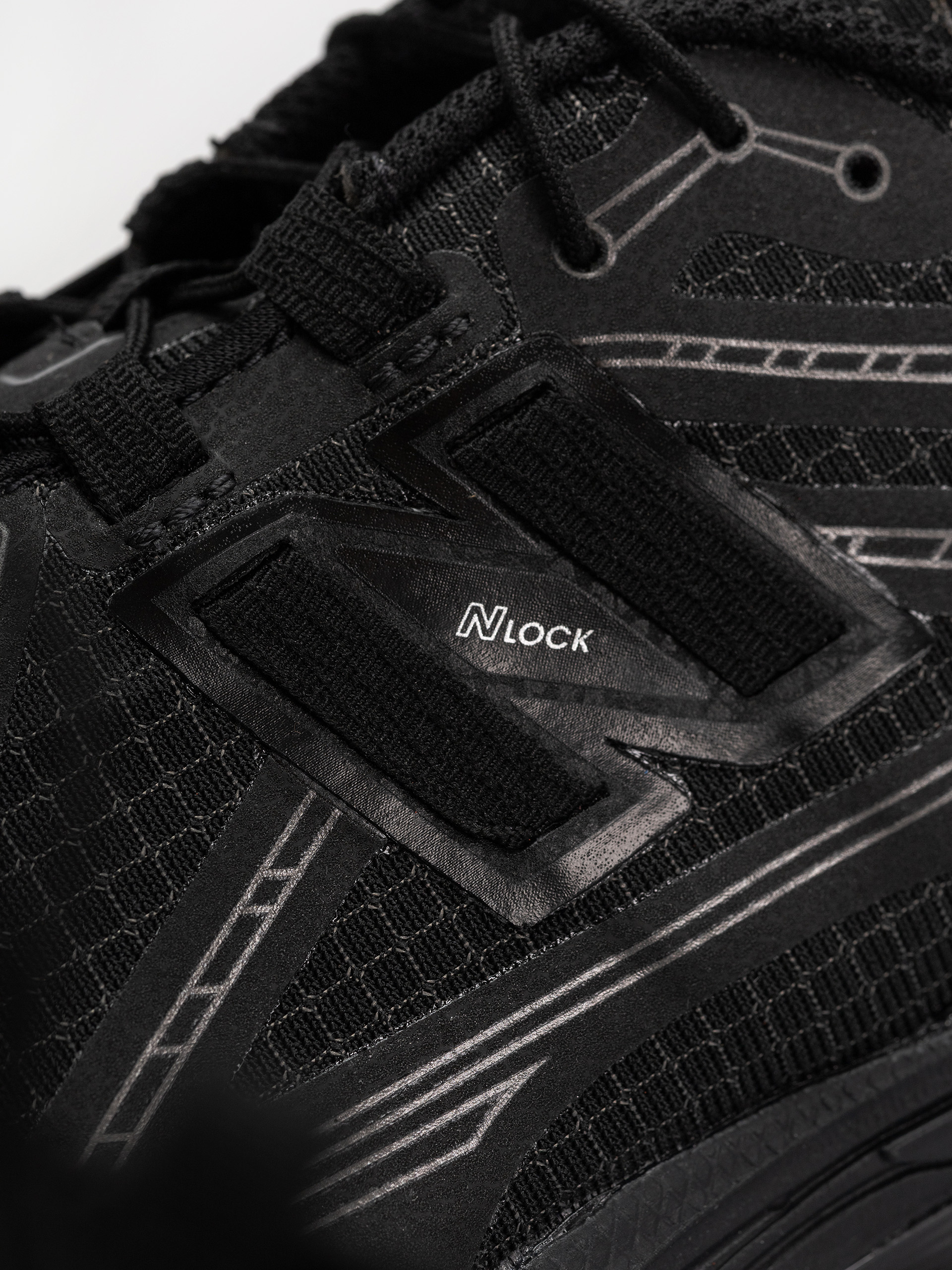 Buty New Balance 1906 (black/alkaline green)