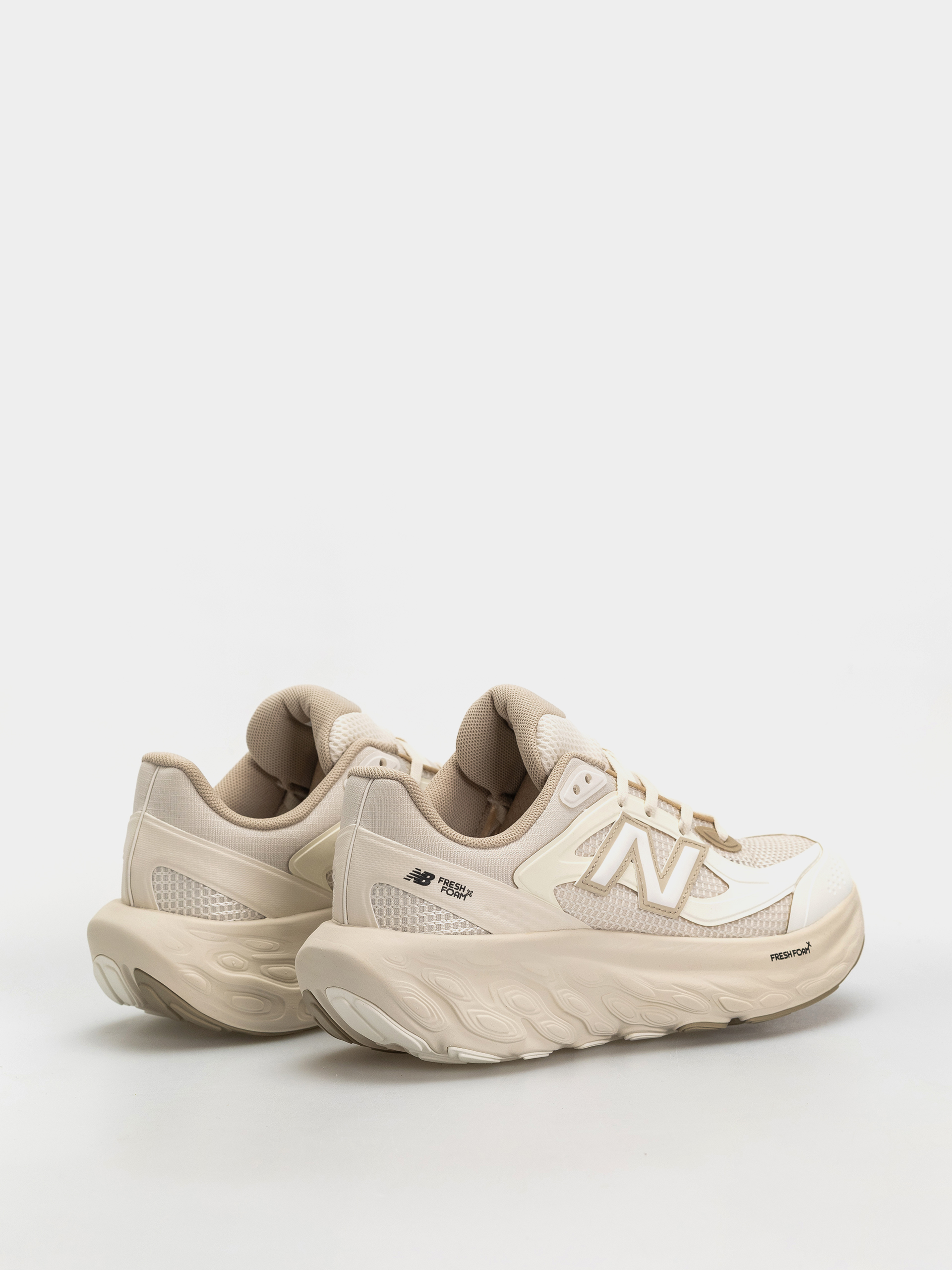 Buty New Balance UTRN (linen/sea salt)