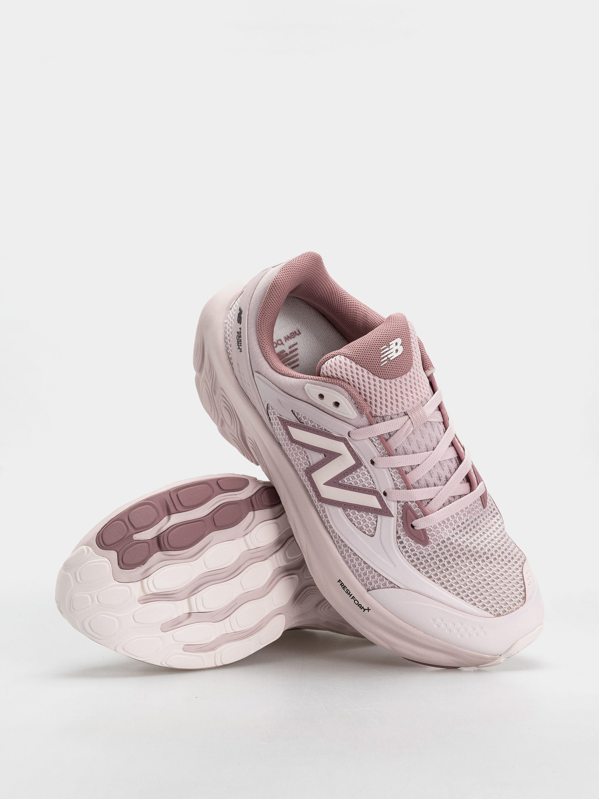 Buty New Balance UTRN (stone pink/rosewood)