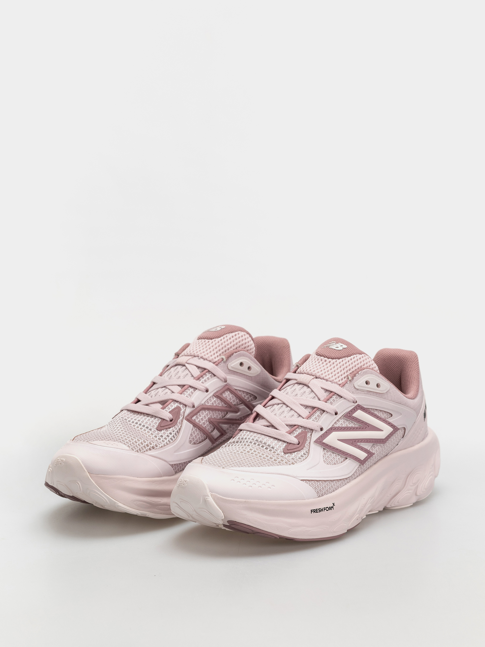 Buty New Balance UTRN (stone pink/rosewood)