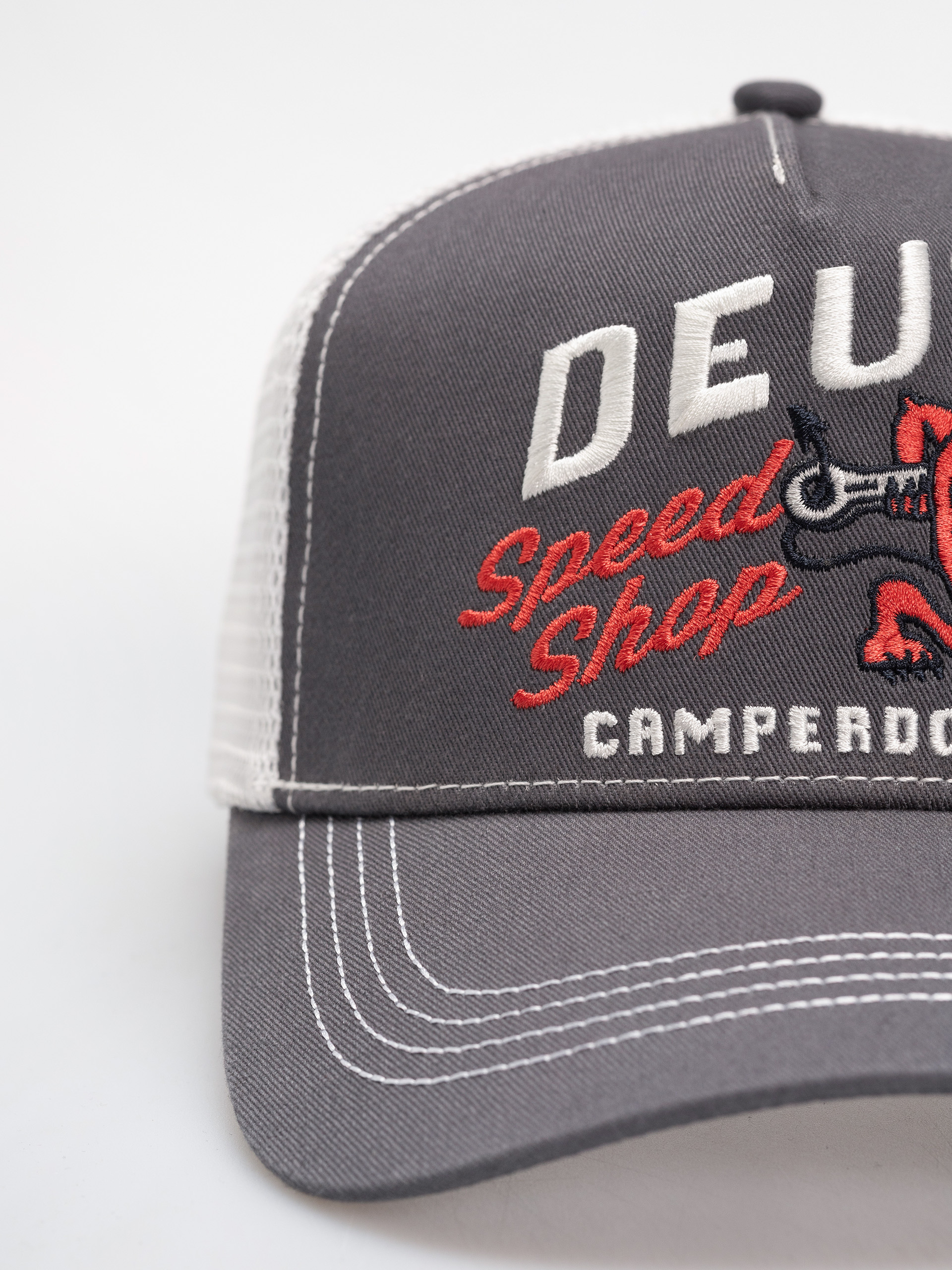Czapka z daszkiem Deus Ex Machina Dogleg Trucker (dark grey)