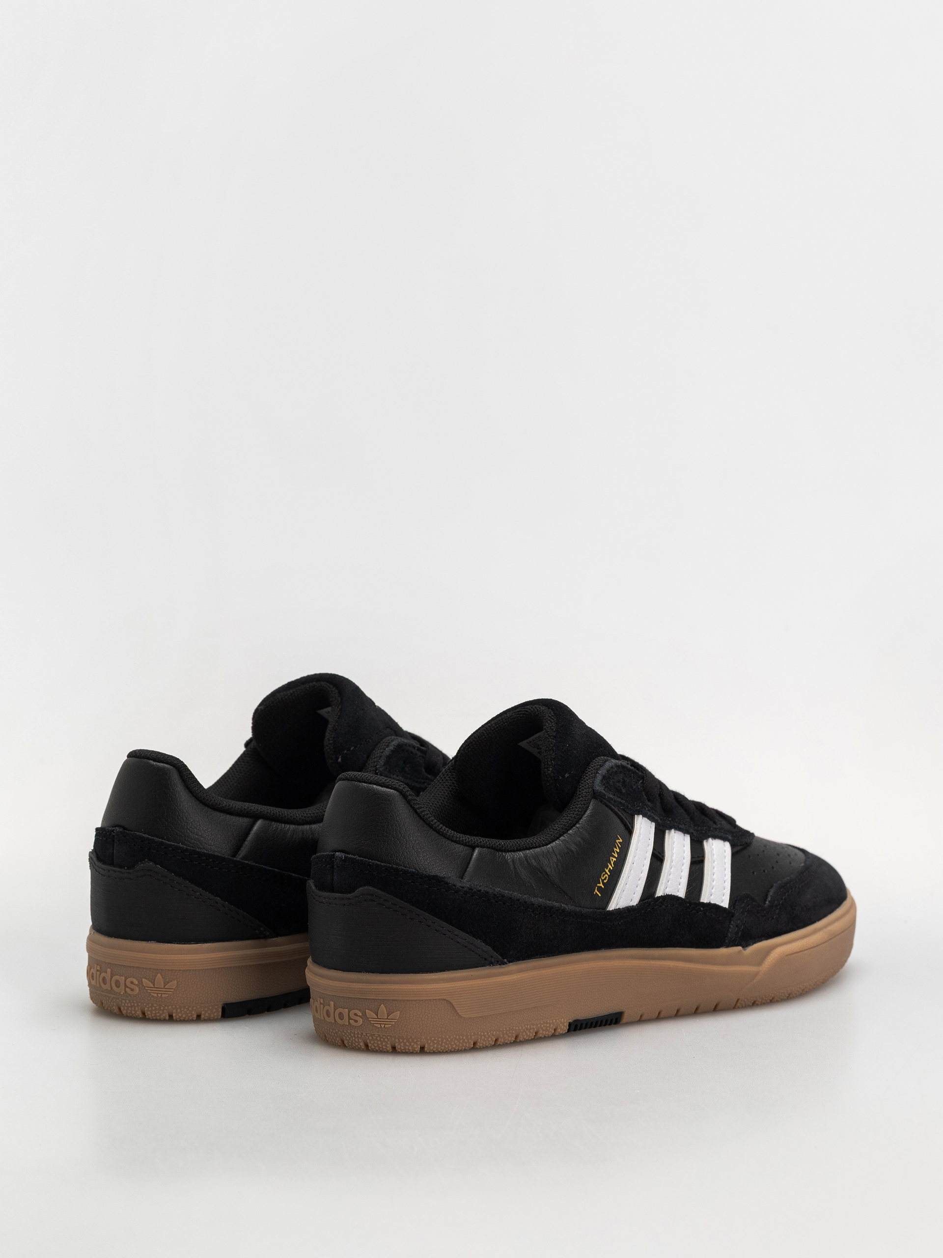 Buty adidas Tyshawn II (cblack/ftwwht/gum4)