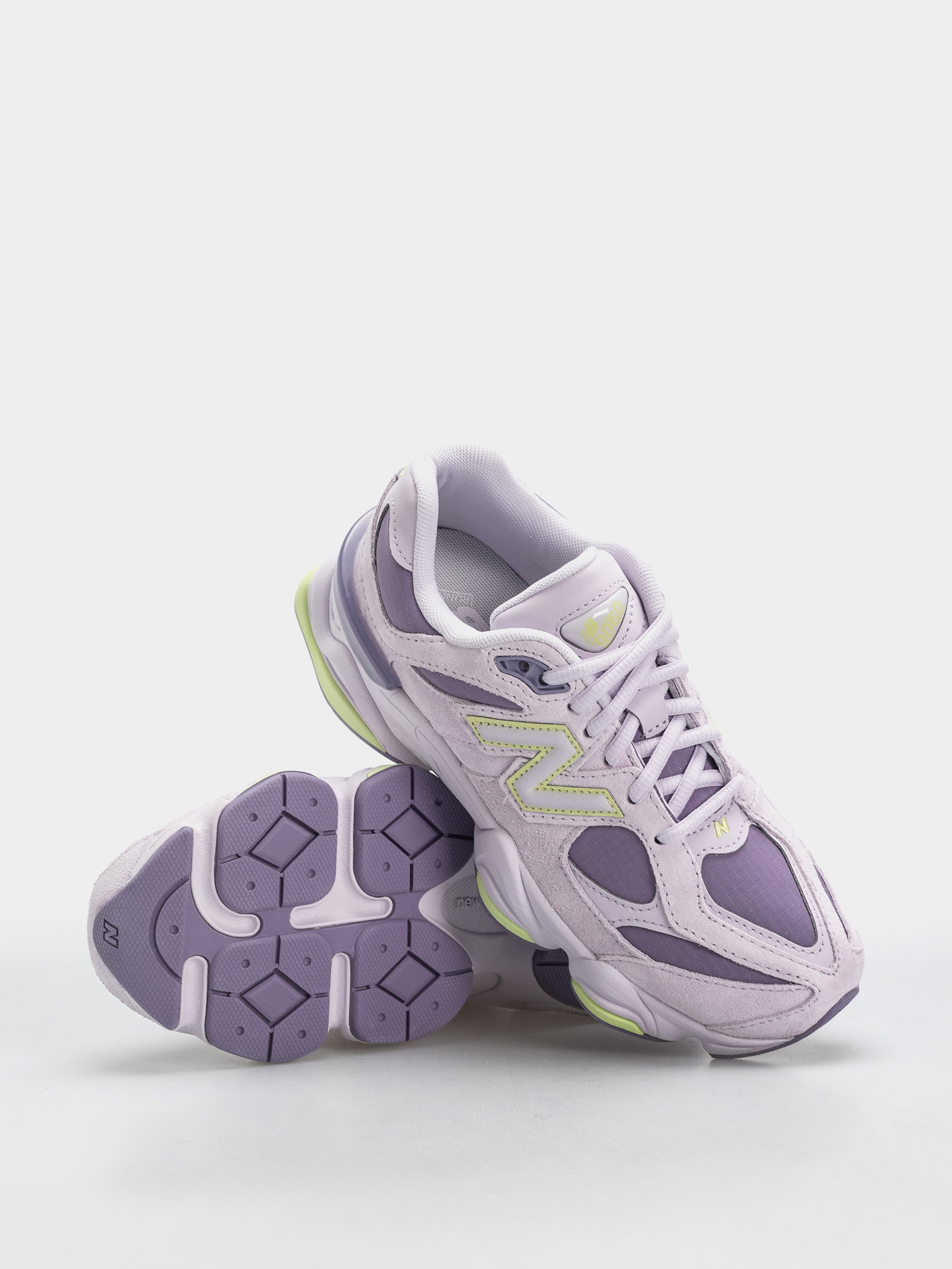 Buty New Balance 9060 JR (taro/dry lime)