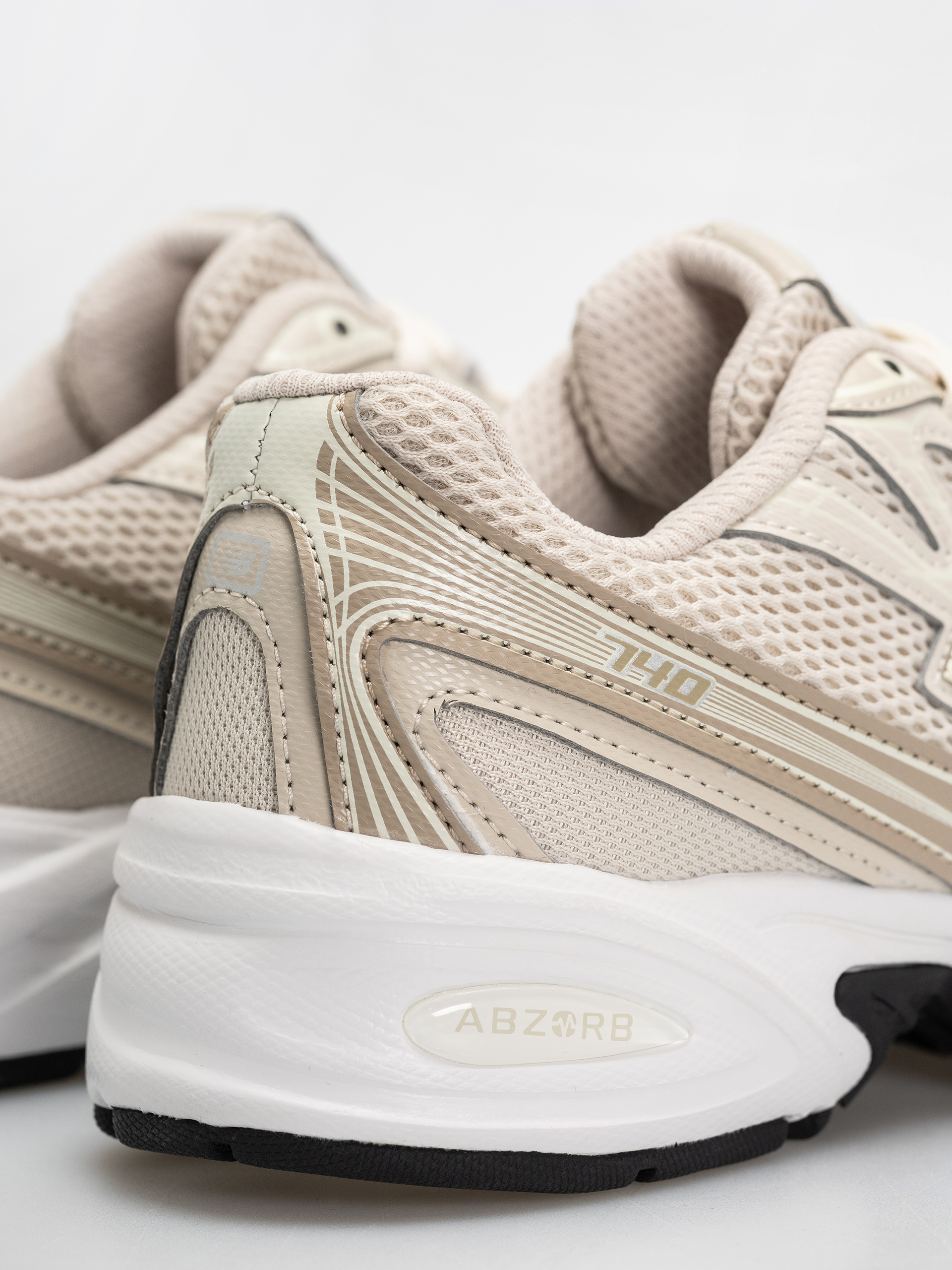 Buty New Balance 740 JR (timberwolf/stoneware)