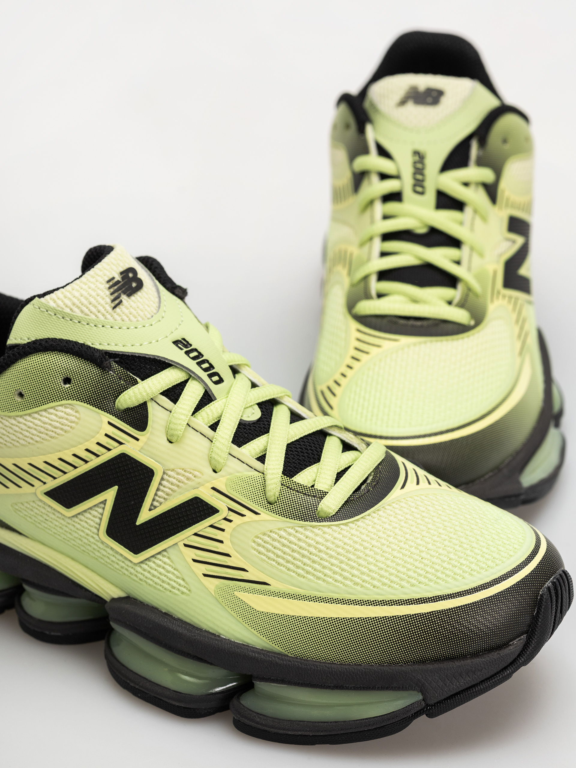Buty New Balance 2000 (limelight/dry lime/faded black)
