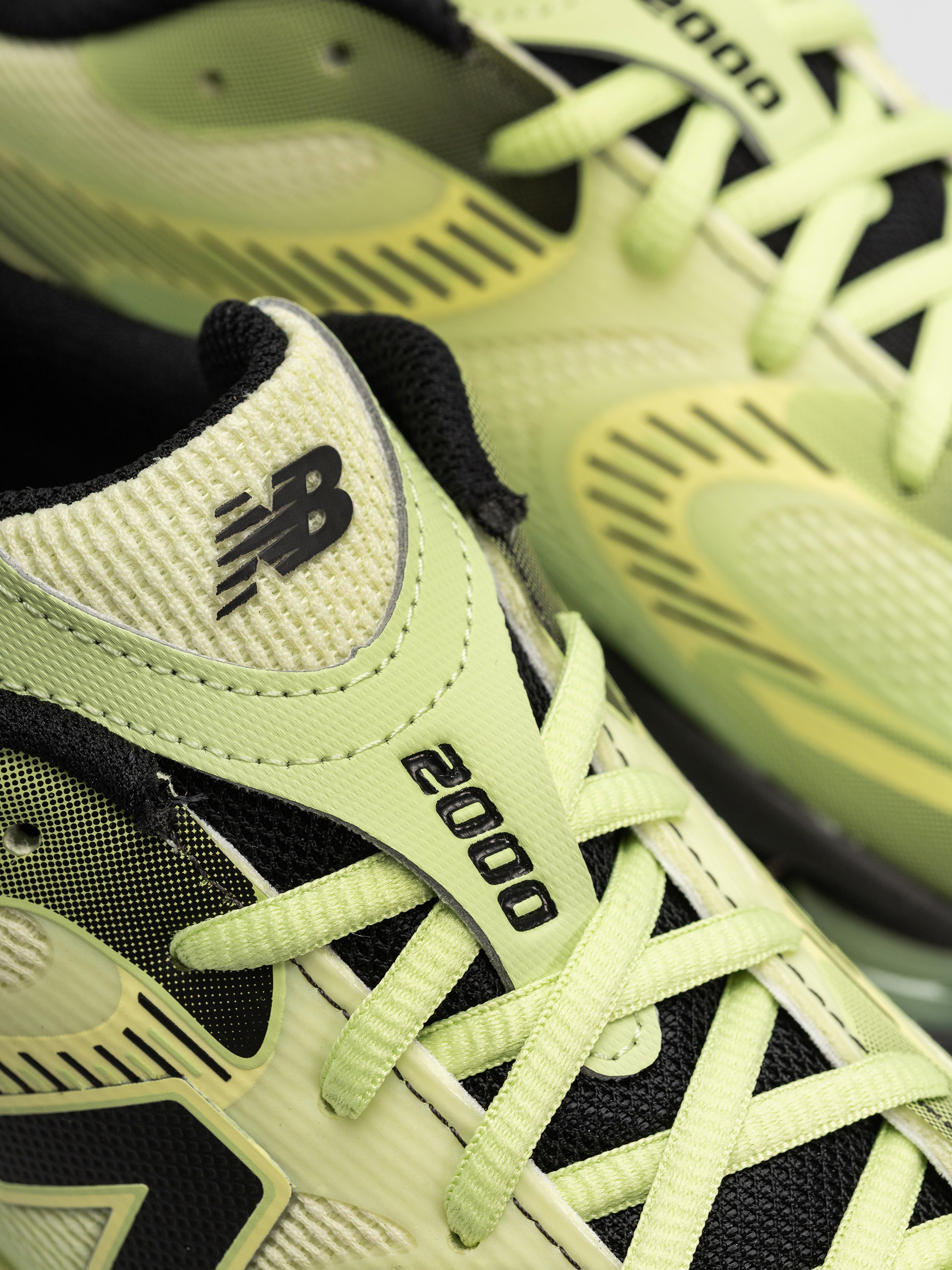 Buty New Balance 2000 (limelight/dry lime/faded black)